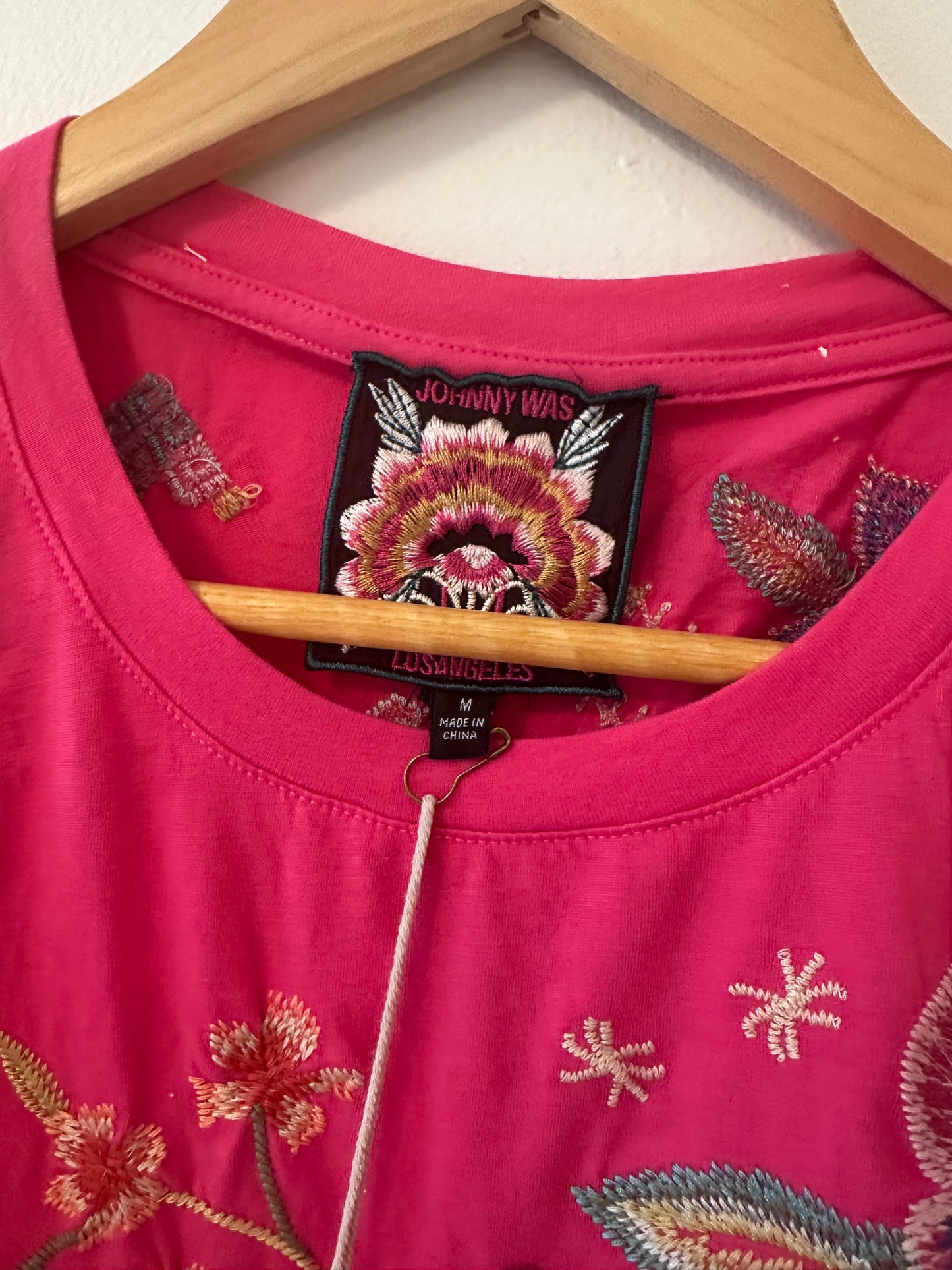 Johnny Was Griffin Easy Fit Tee in Flamingo Pink - Medium