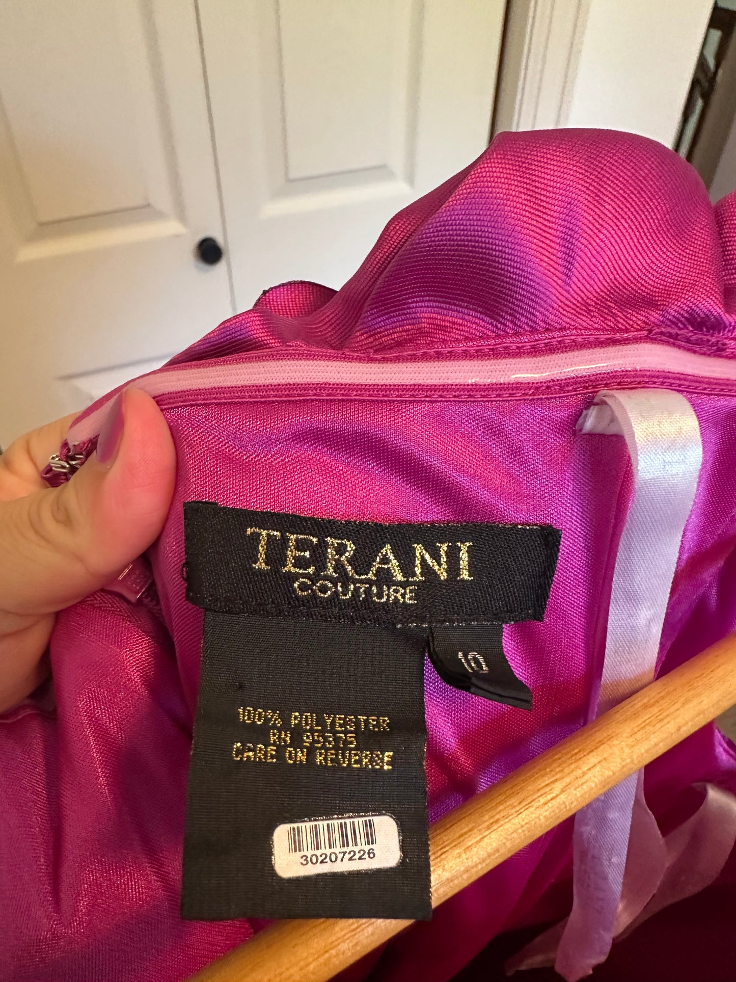 Terani Couture - Fuschia Off The Shoulder Prom Formal Gown | Size 10