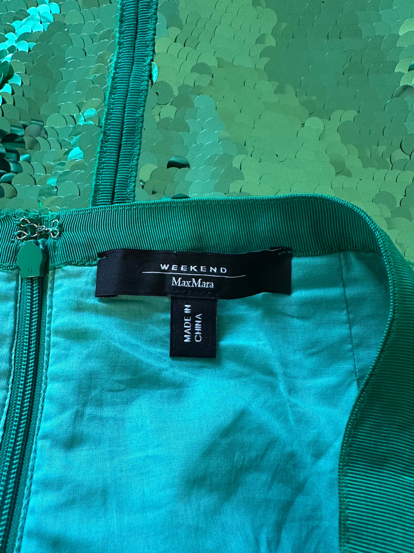 Weekend Max Mara Udine Sequin Jersey Pencil Skirt in Green | Size Large