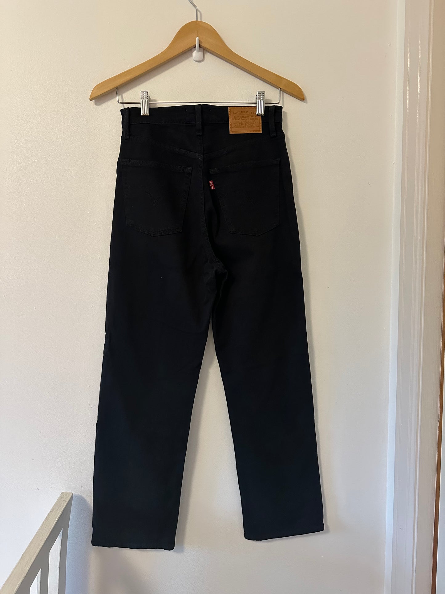 Levi's Ribcage Straight Ankle Black Denim Jeans - Size 27