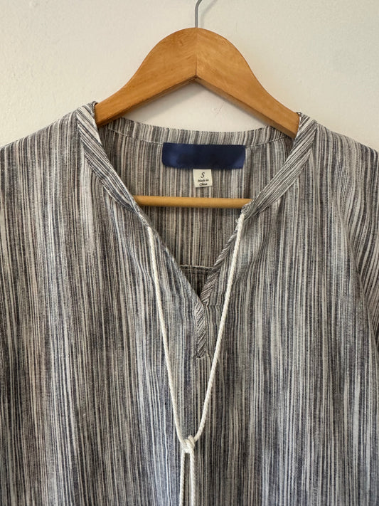 Blue Rain Striped Gray Women's Top - Size Small