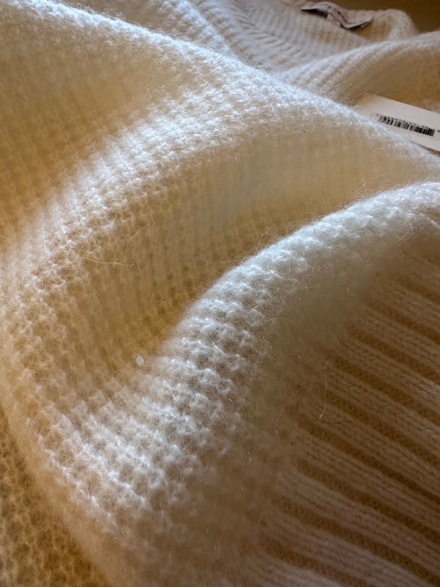 NWT White + Warren Cashmere Waffle Sweatshirt Sweater in Cream | Size Small