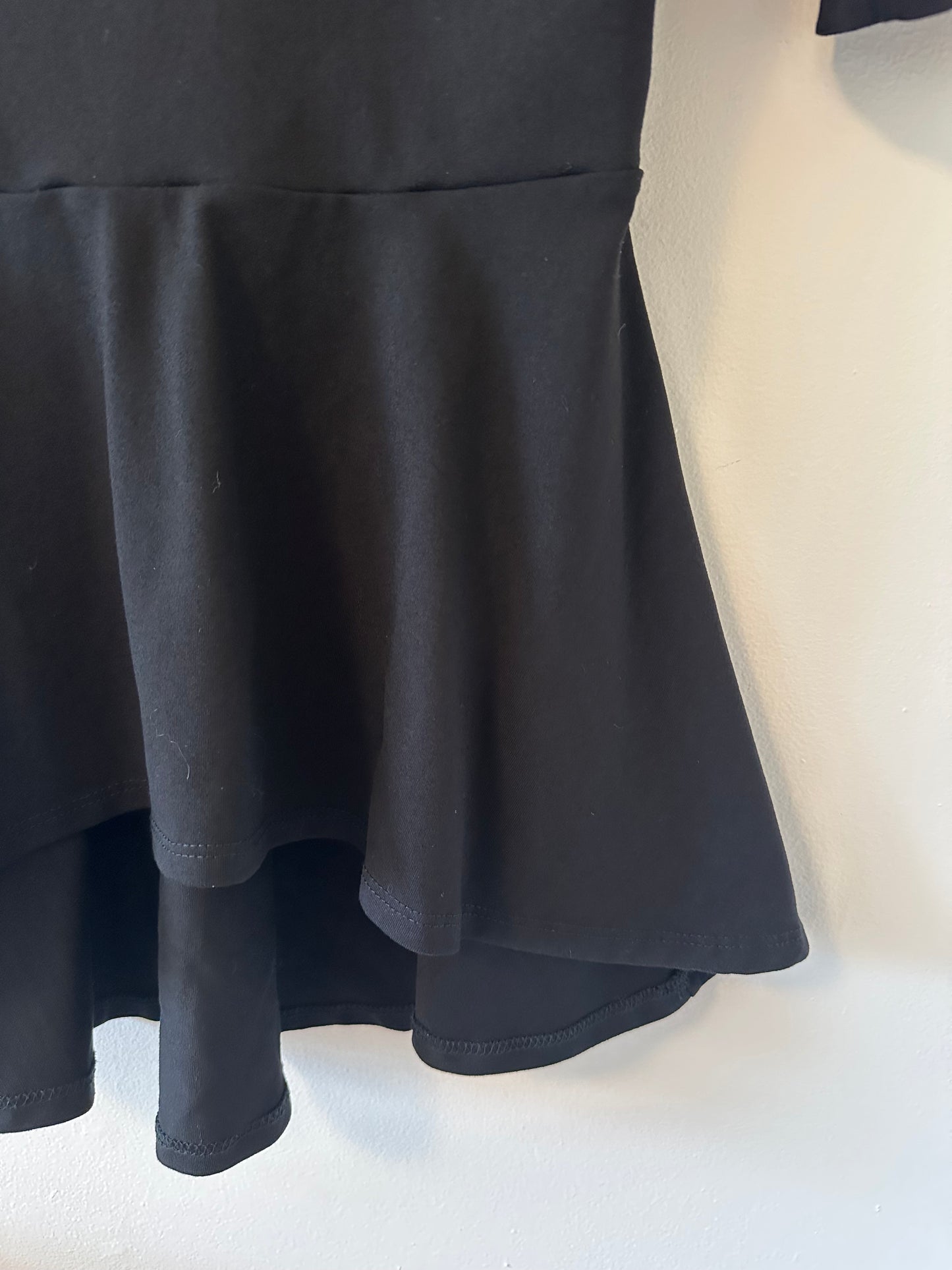 Susana Monaco Black Peplum Top Size Large