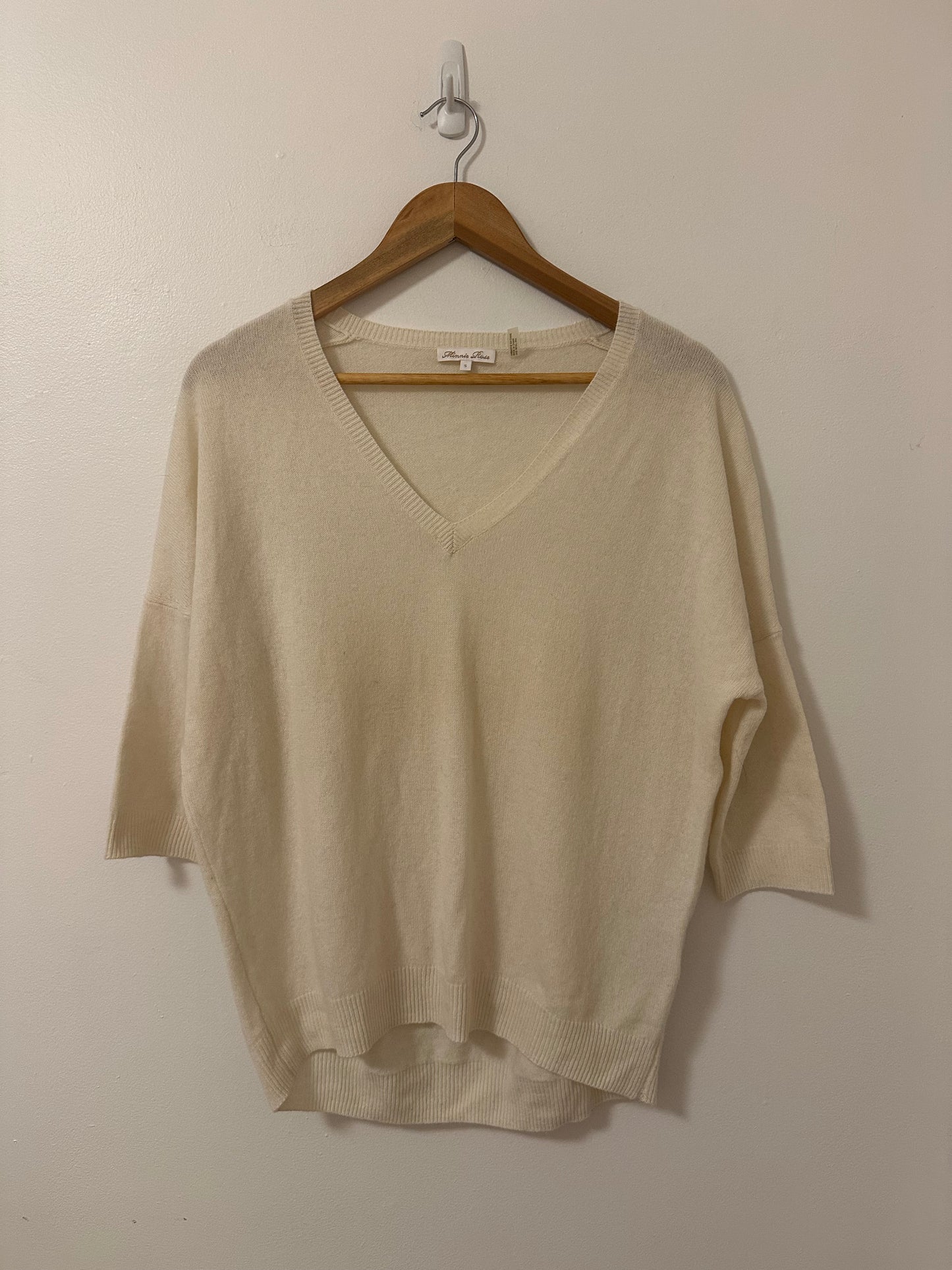 Minnie Rose Cashmere Pow Wow V-Neck Sweater in Cream | Size Small