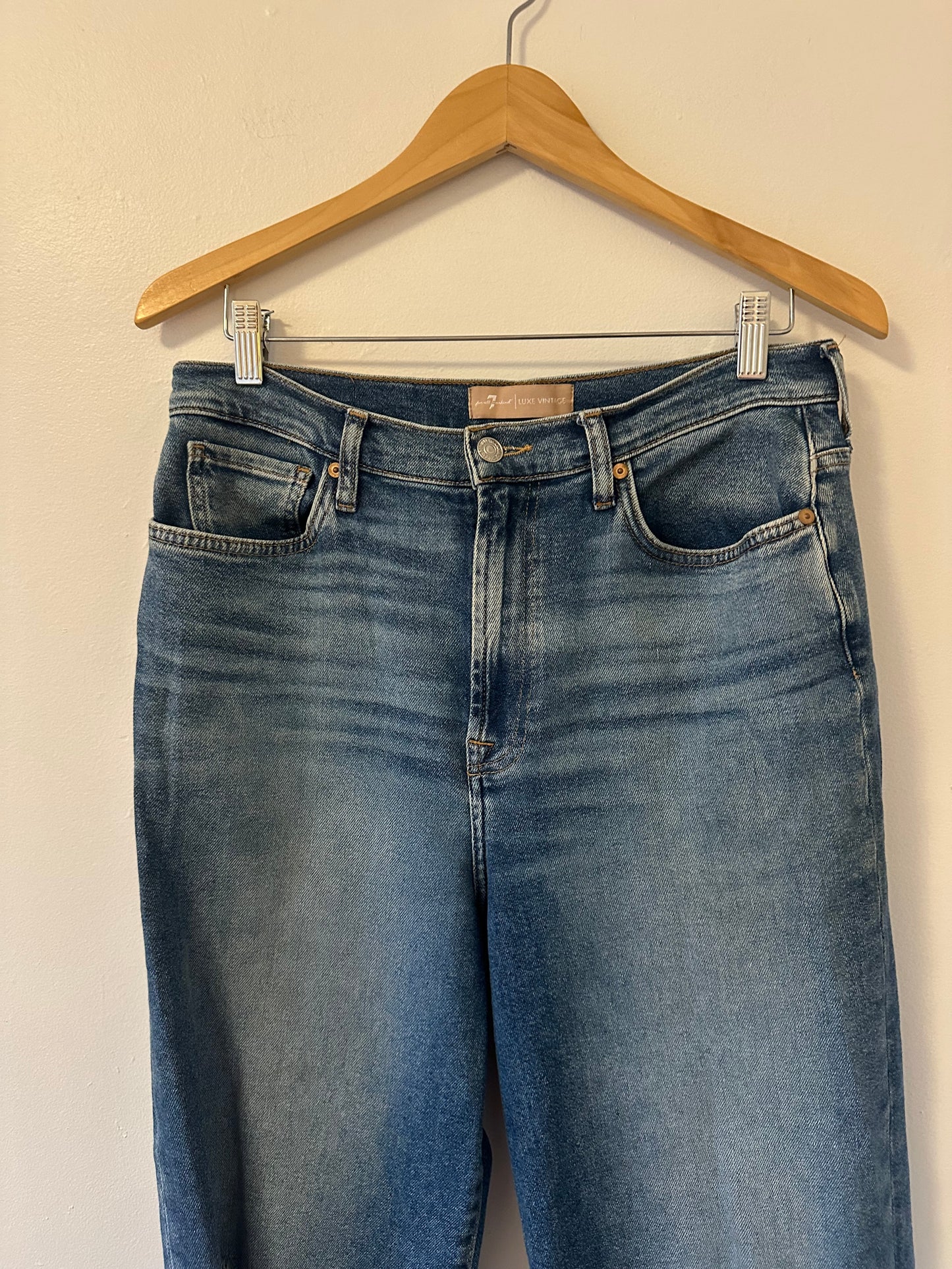 7 For All Mankind The Ultra High Rise Cropped Jo Blue Distressed Jeans | Size 31