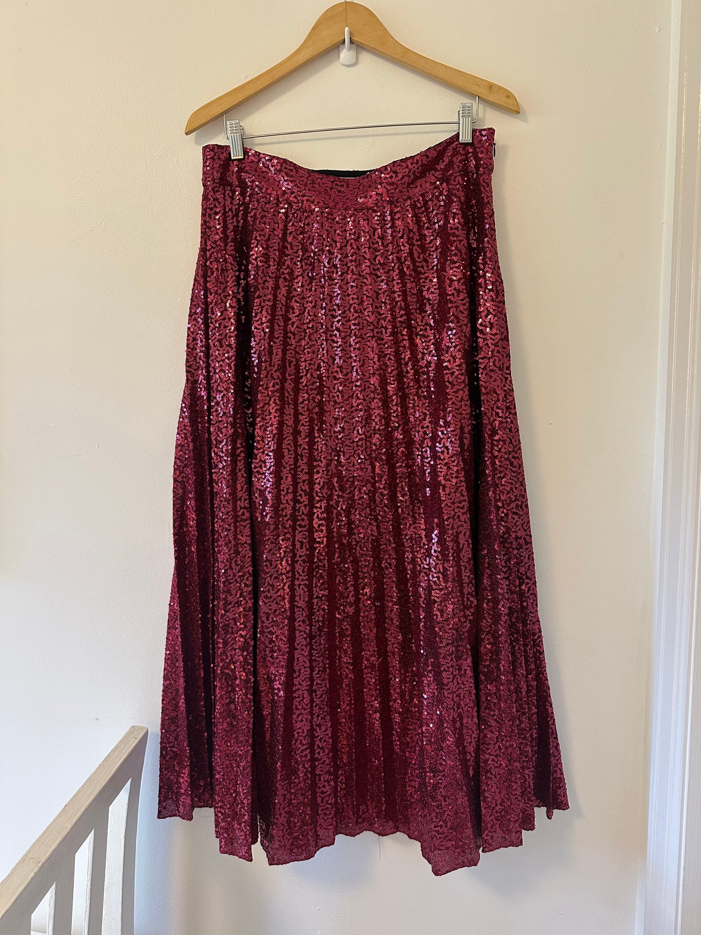 Sezane Dilo Pleated Midi Skirt in Fuschia Sequins - Size 44