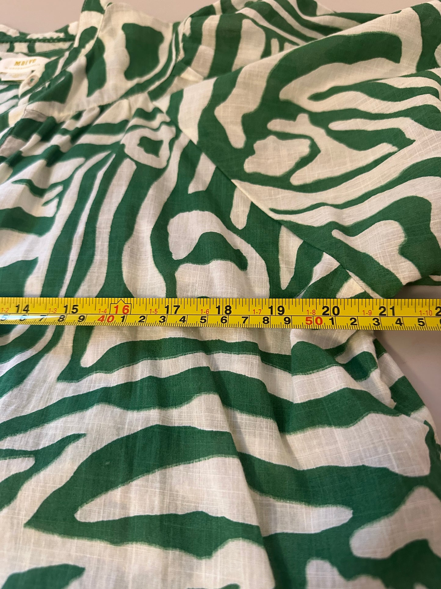 Maeve Anthropologie Green and White Zebra Print Blouse | Size XS
