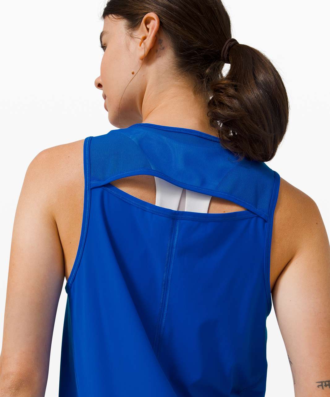 Lululemon Sculpt Tank in Cerulean Blue - Size 10