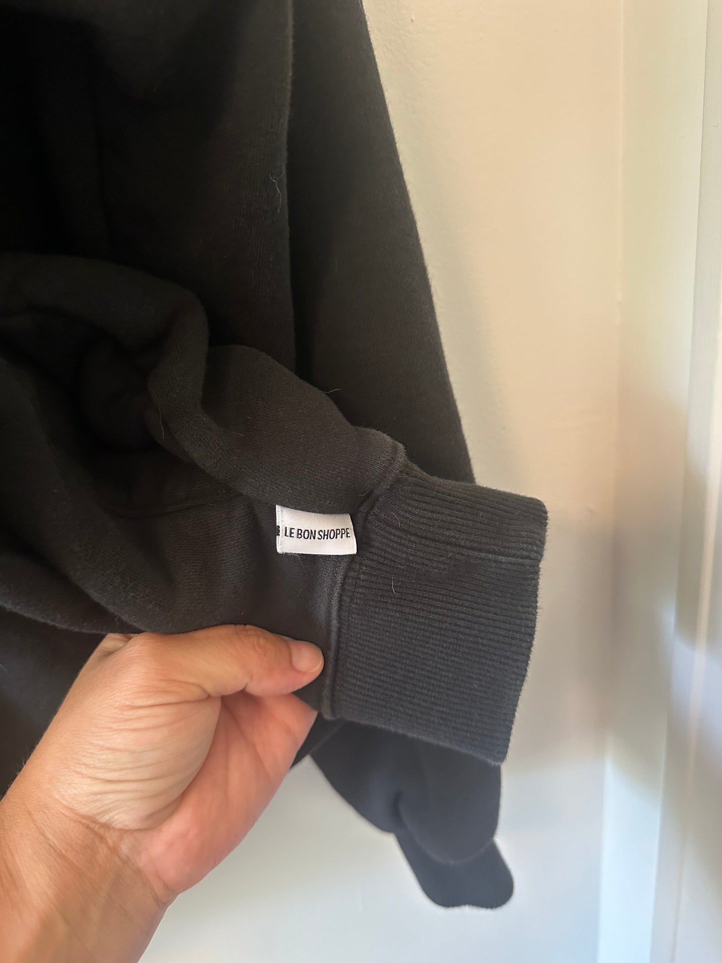 Le Bon Shoppe Noah Fleece Top in Black - Size Small