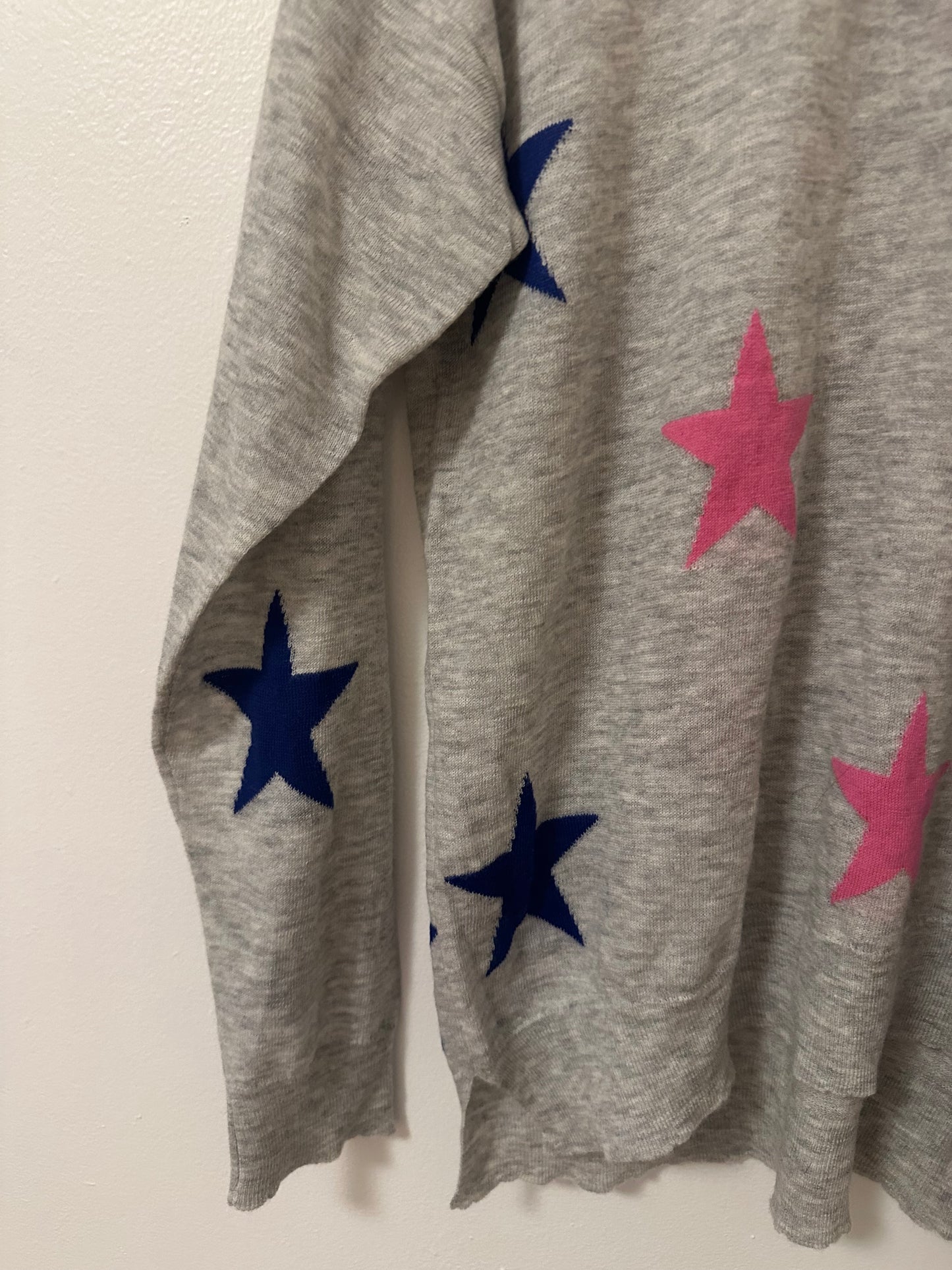 Sundry Multi Colored Stars Gray Long Crewneck Sweater | Size 1 / Small