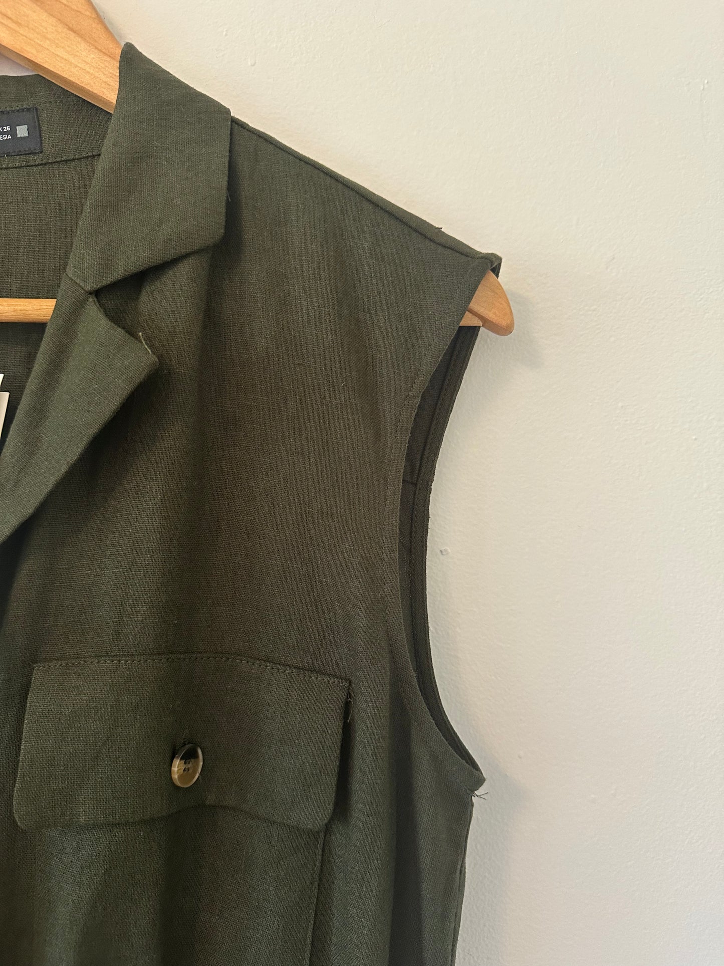 NWT Zara Olive Green Sleeveless Linen Jumpsuit Size Small