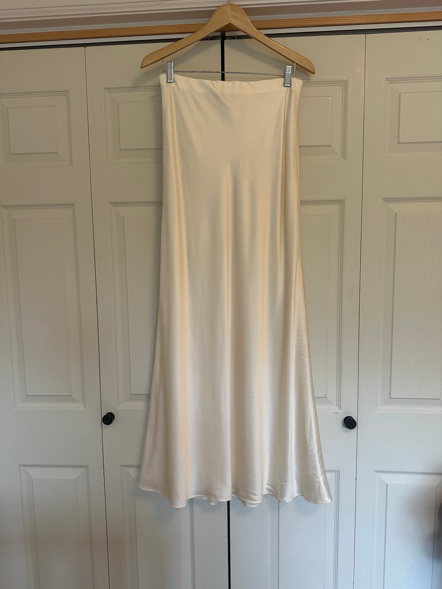Reformation Bella Cream Silk Maxi Skirt - Size Medium