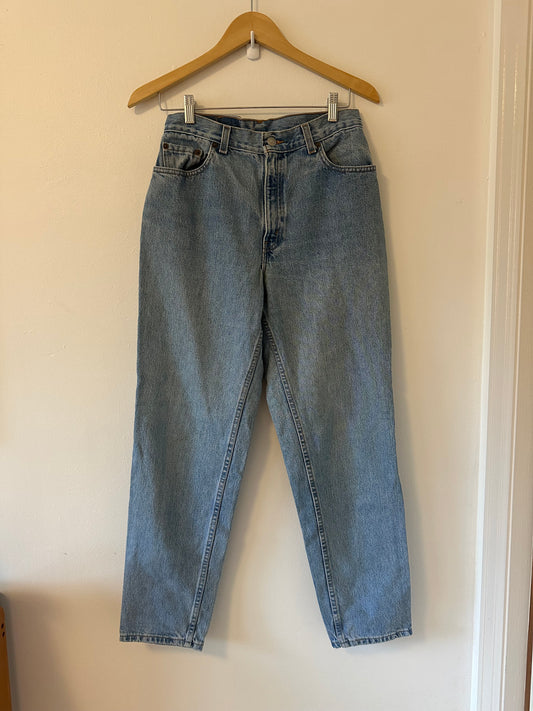 Levi's Vintage 550 Classic Light Blue Denim Tapered Cotton Jeans | Size 10
