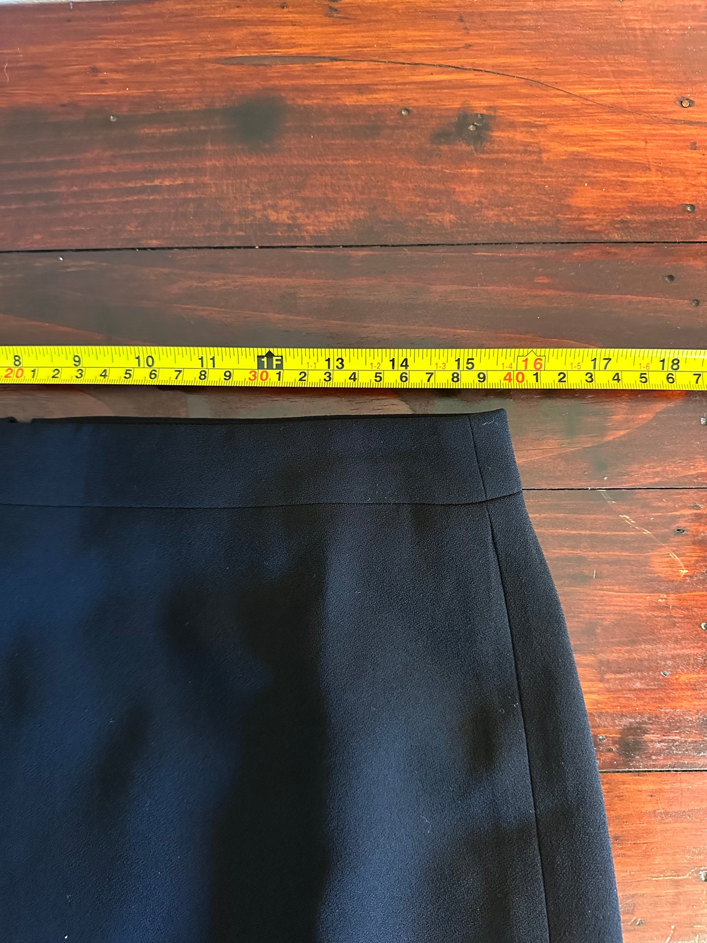 NWT J. Crew 365 Crepe Pencil Skirt in Black - Size 10