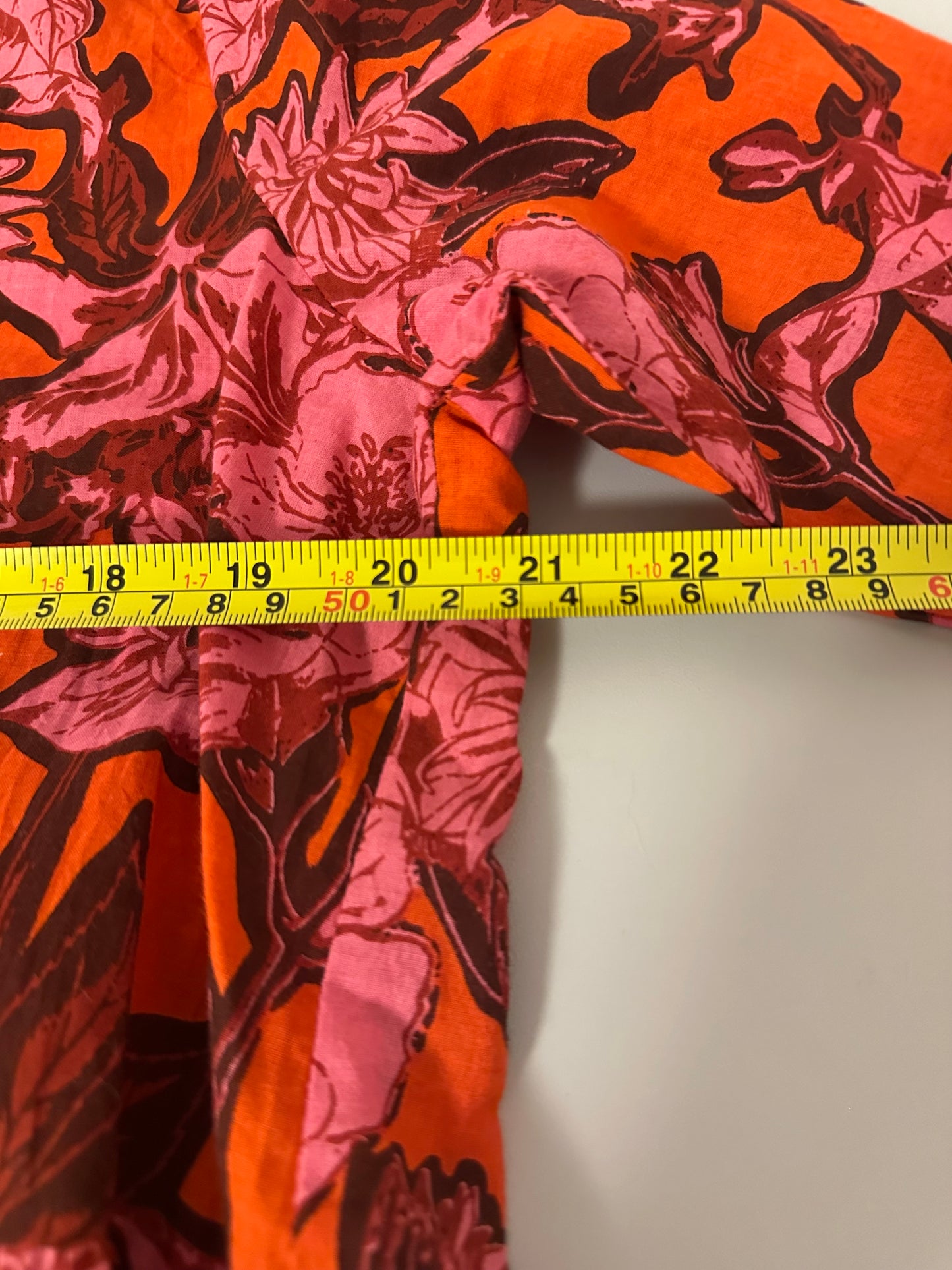 Ro's Garden Red and Pink Floral Cotton Botton-Down Pleated Blouse | Size XL