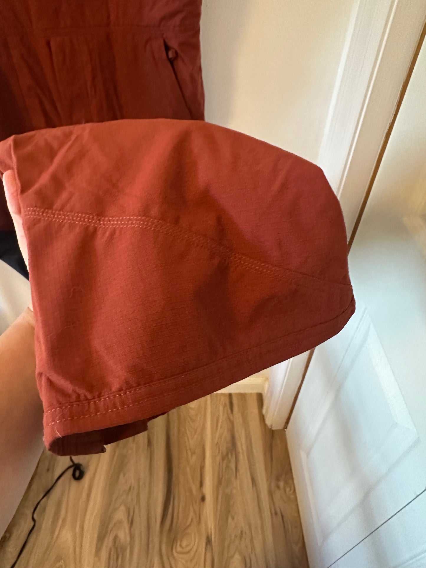 ThirtyTwo Rust Red and Black Bib Snowpants - Size Small