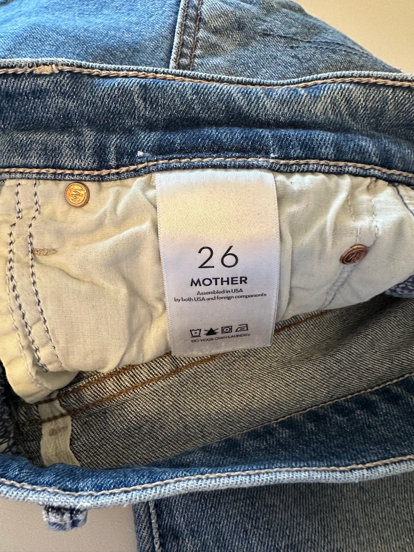 Mother Denim The Weekender Bootcut Jeans In Love Bombs Wash | Size 26