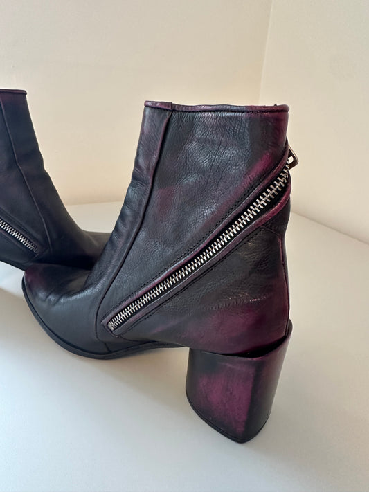 A.S. 98 Earl Womens Leather Zipper Ankle & Booties Boots in Fuschia/Black | Size 38