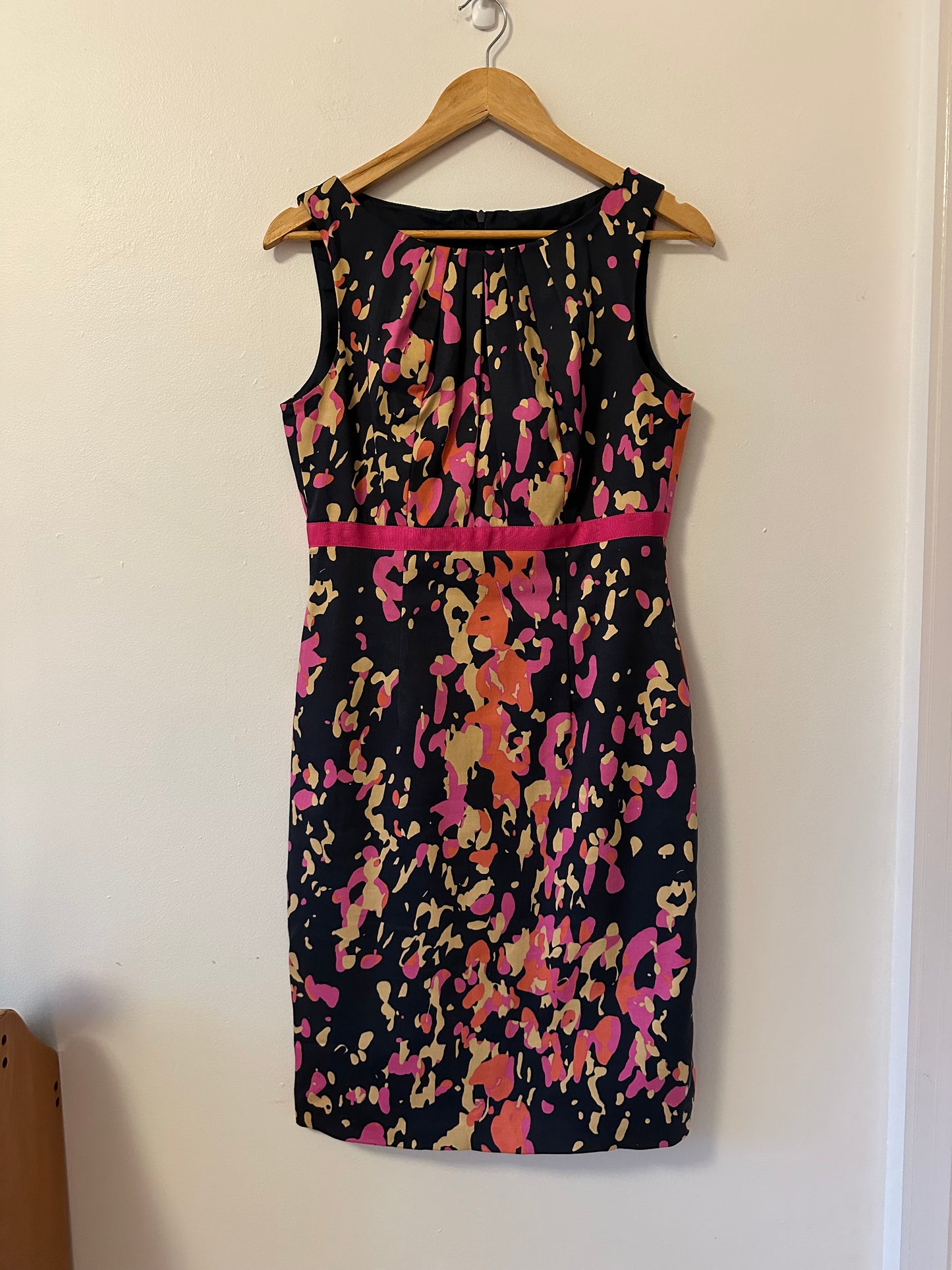 David Meister Black and Pink Abstract Sheath Dress | Size 6