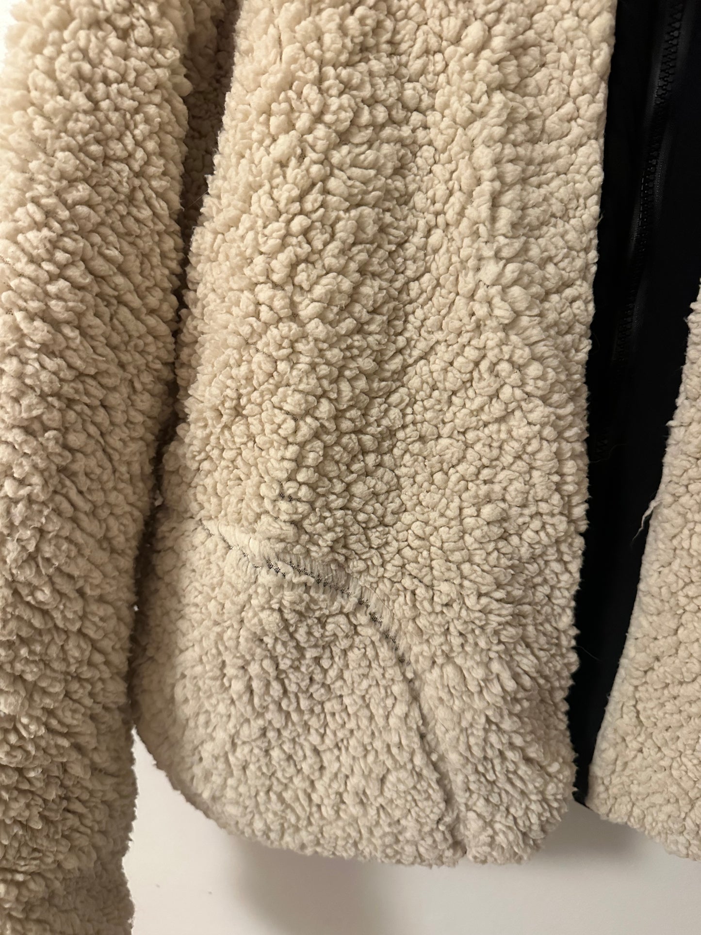 Z Supply On The Go Reversible Cream Sherpa Jacket | Size Large