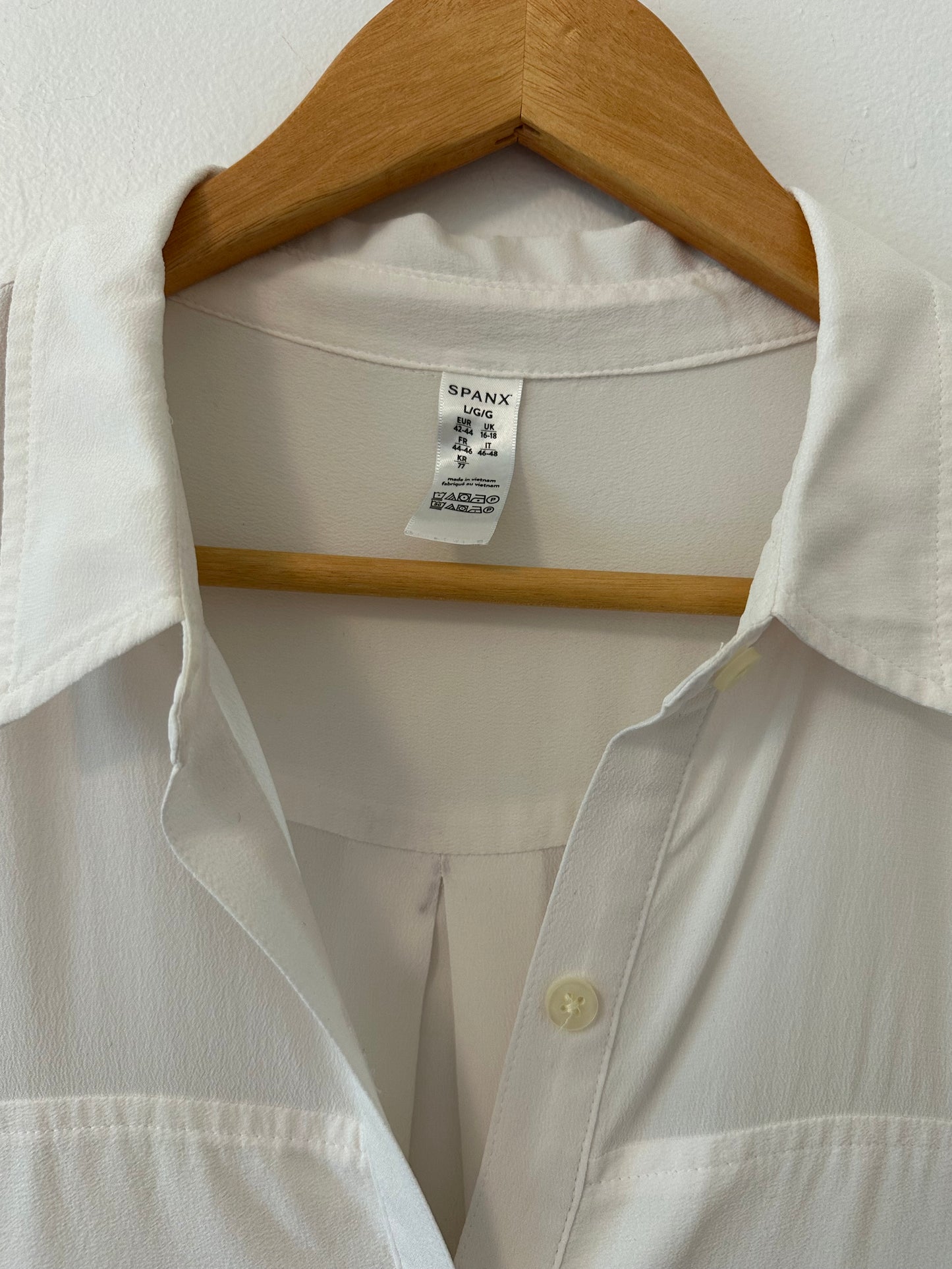 Spanx Washed Silk Paneled Button-Front Shirt in White - Size Large