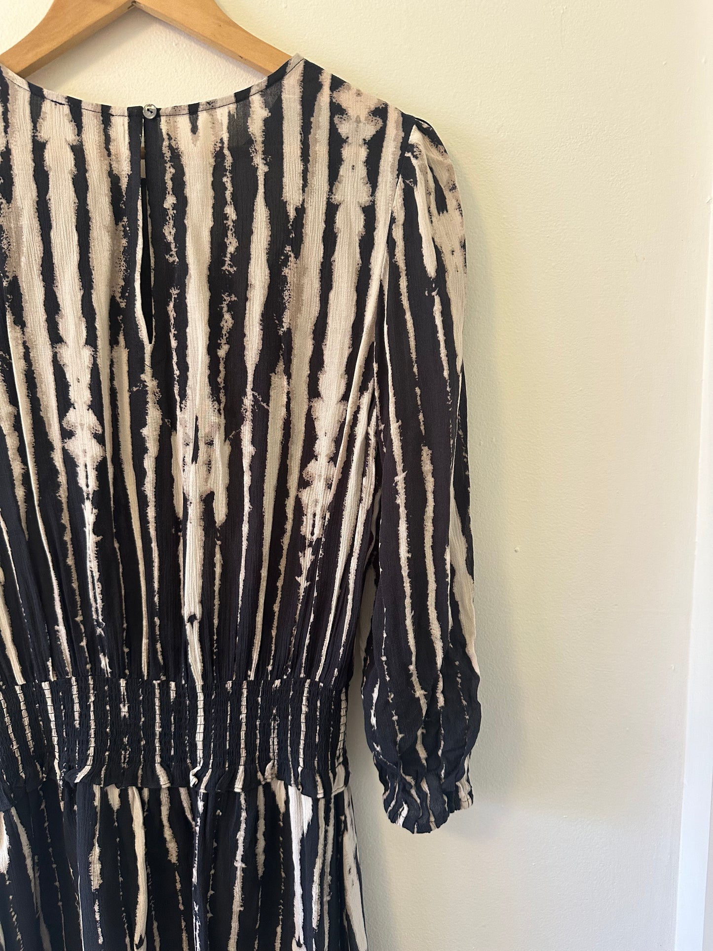 Rails Inez Mini Dress in Black Nile Size Small