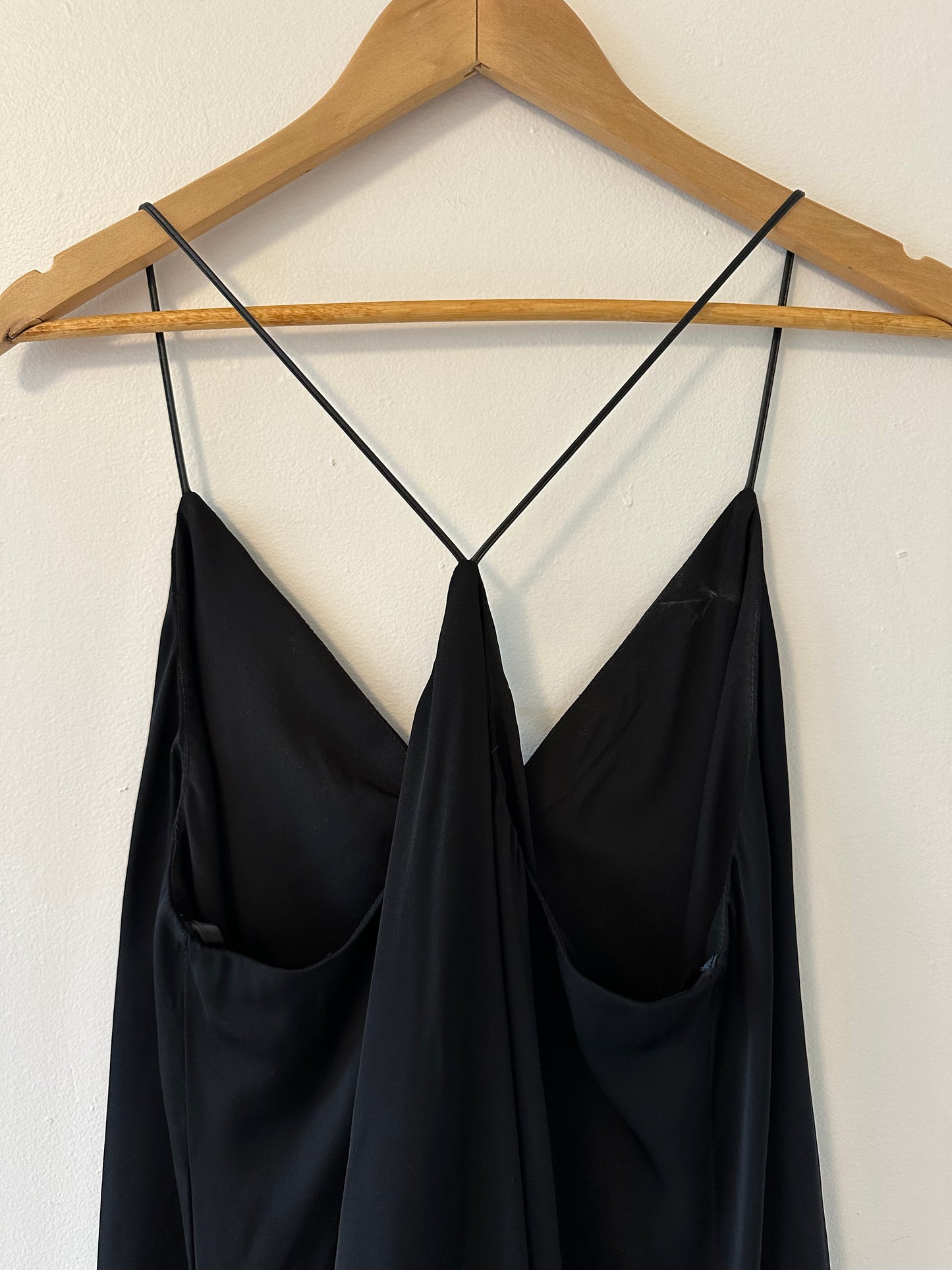 NWT Milly V-neck Flyaway Silk Tank in Black - Size Large