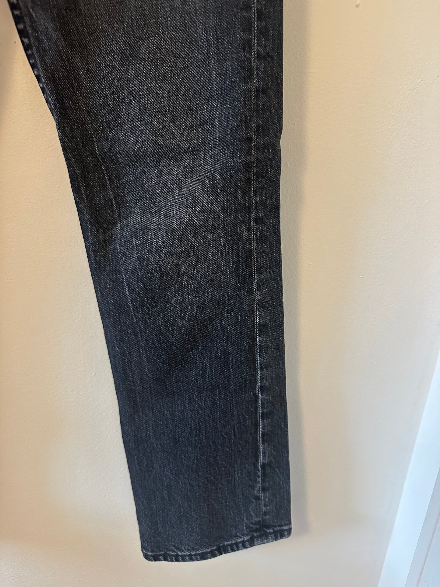 MOTHER The Tomcat Ankle Straight Leg Jeans in On The Fly - Size 24