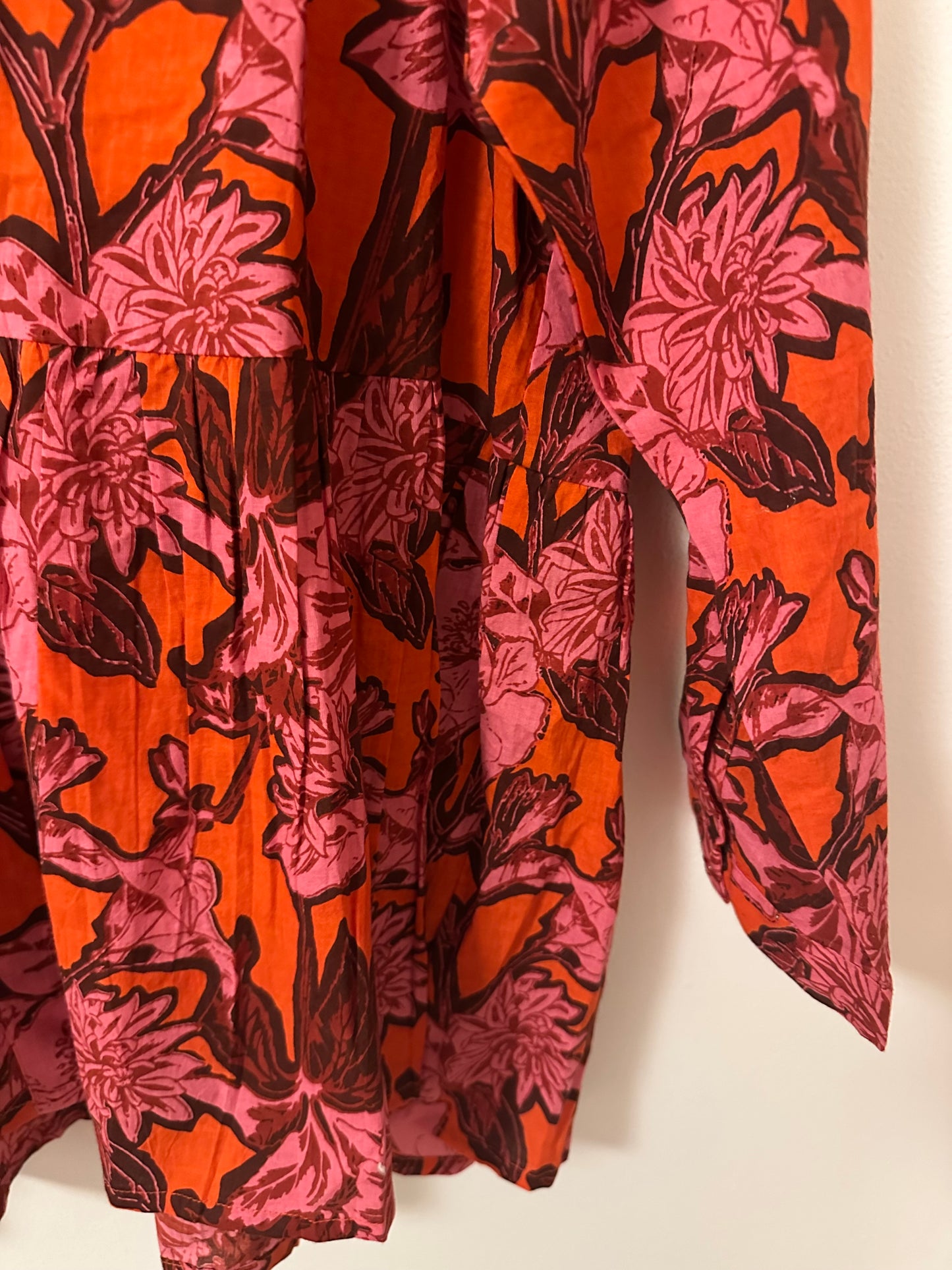 Ro's Garden Red and Pink Floral Cotton Botton-Down Pleated Blouse | Size XL