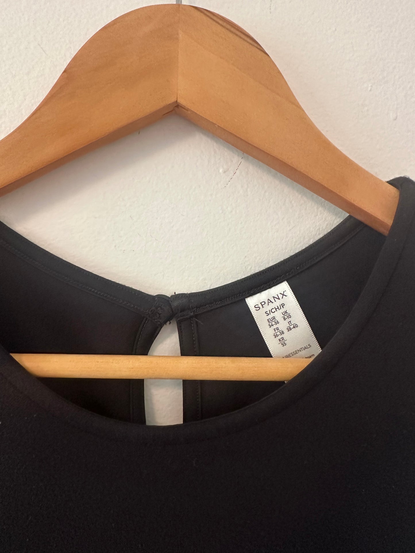 Spanx AirEssentials Jumpsuit in Very Black - Size Small