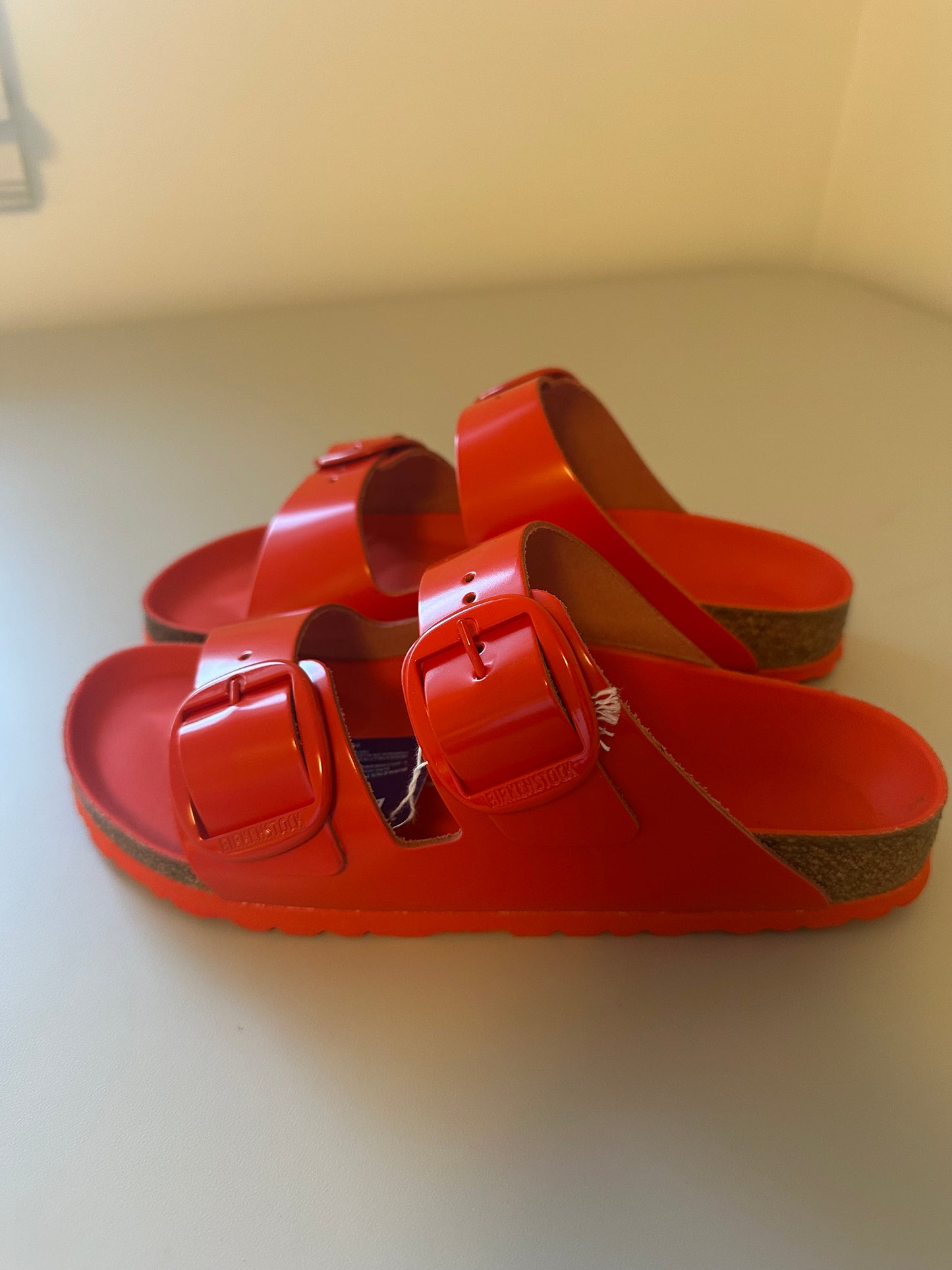 New Birkenstock Arizona Big Buckle Sandals in High Shine Tomato | Size 39