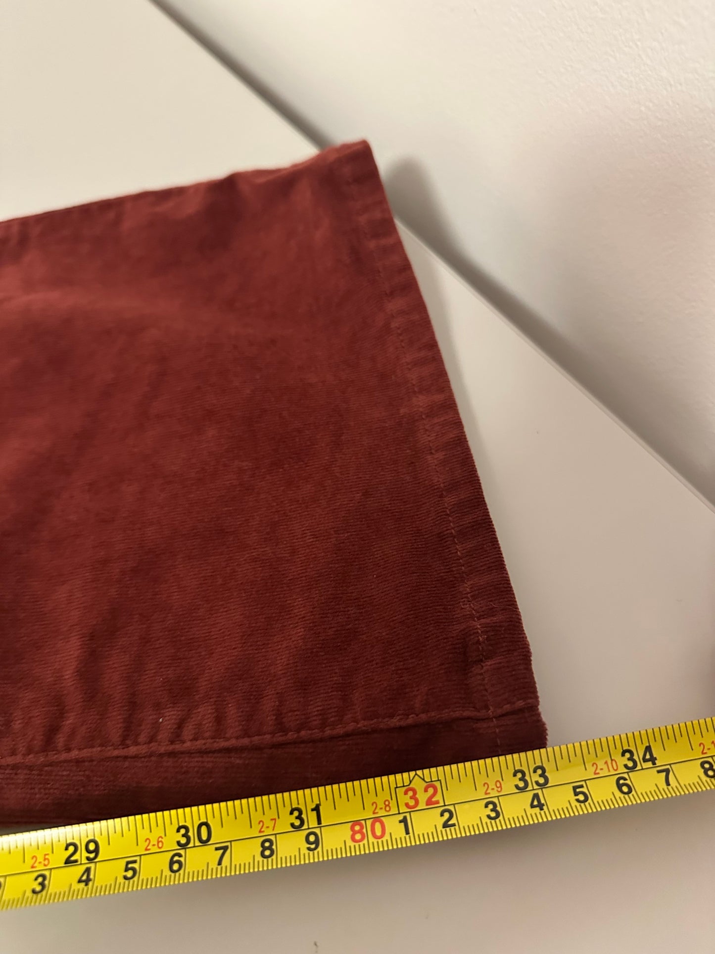 Kut from the Kloth Karen Baby Bootcut Corduroy Jeans in Burgundy Red | Size 16