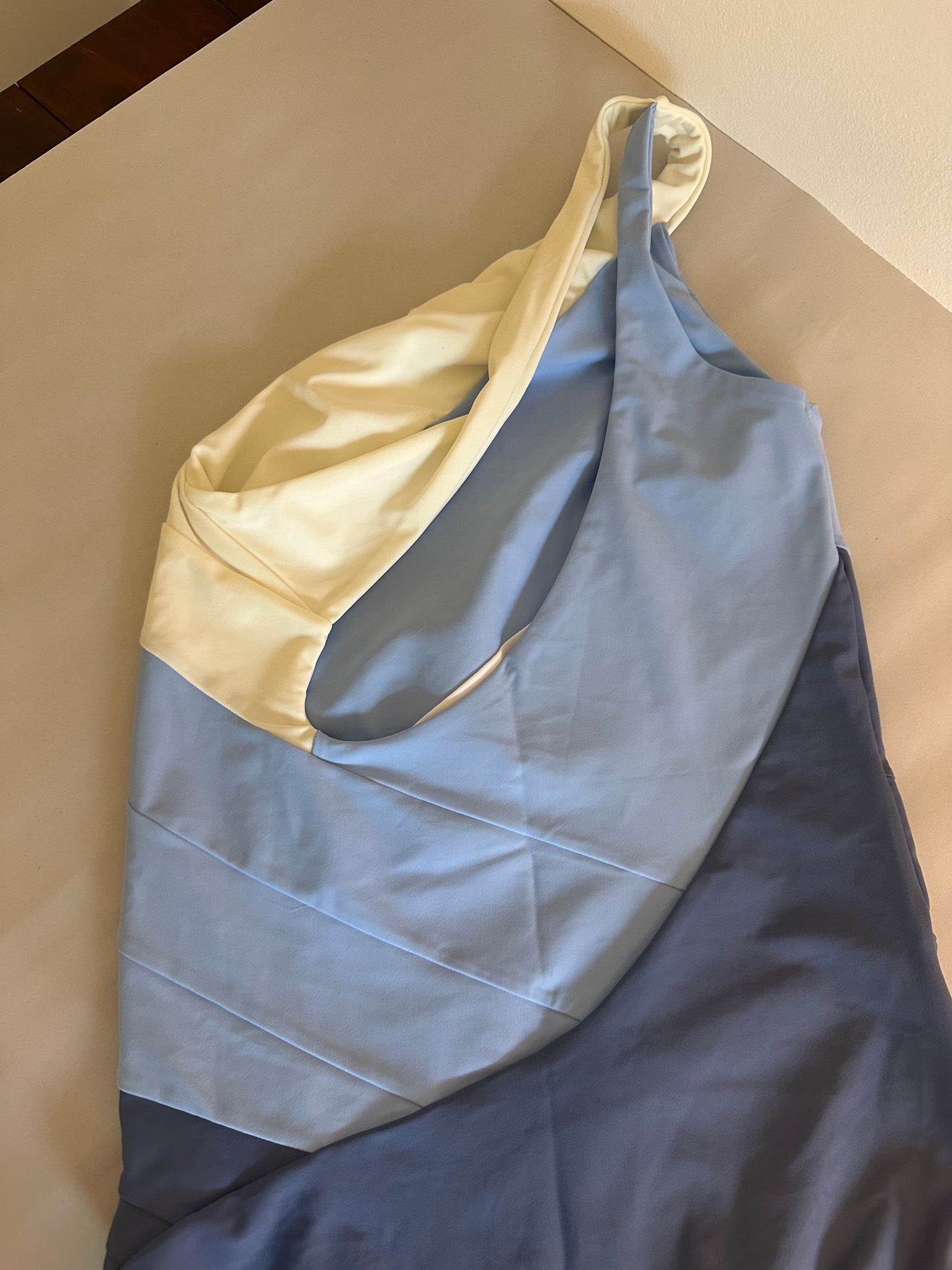 Summersalt The Sidestroke in Sky & Blue Mountain & White Sand - Size 6LT