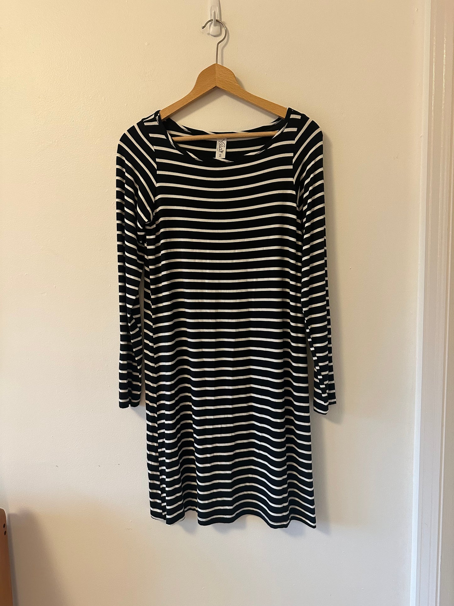 Yoga Long Sleeve Navy and White Striped Dress | Size Small