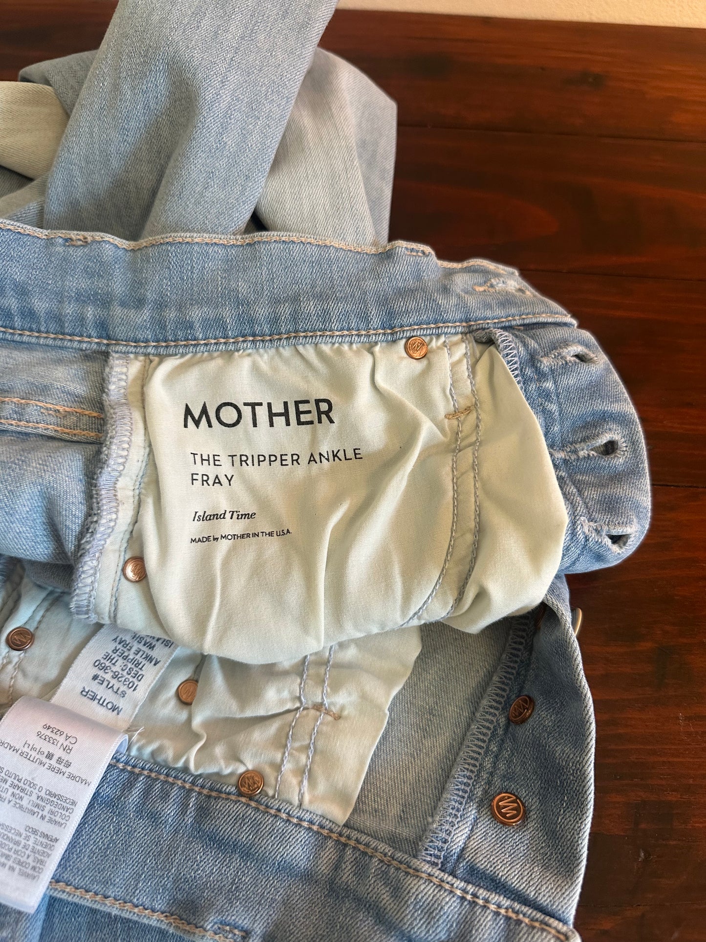 MOTHER The Tripper Ankle Fray Blue Flare Jeans in Island Time - Size 24