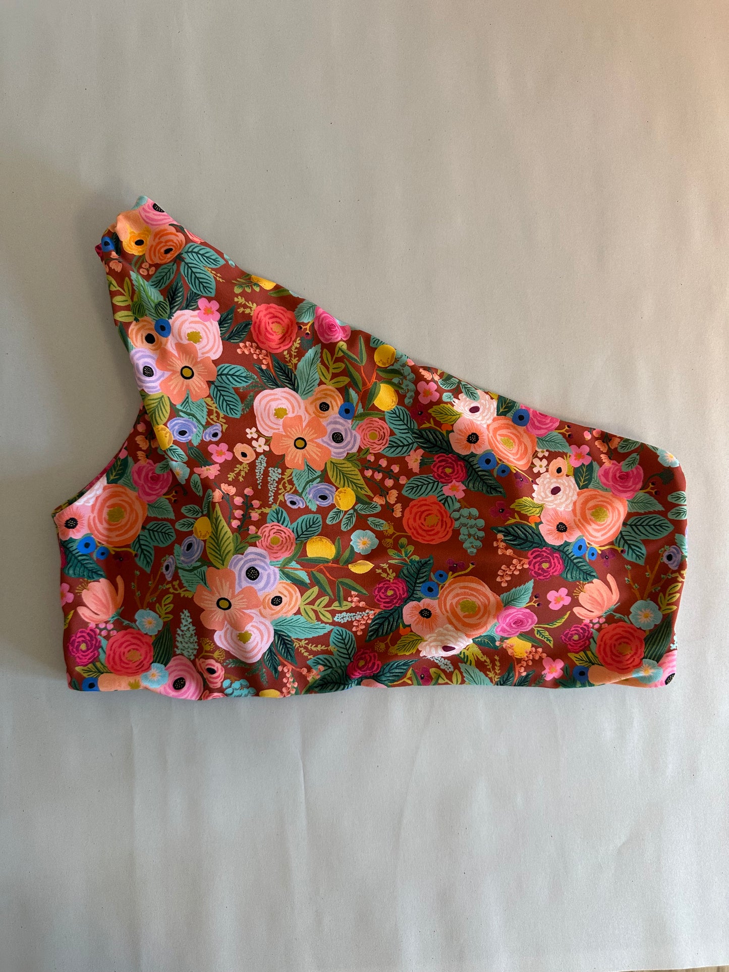 Summersalt The Ruched Sidestroke Bikini Top - Garden Party in Rust - Size 6