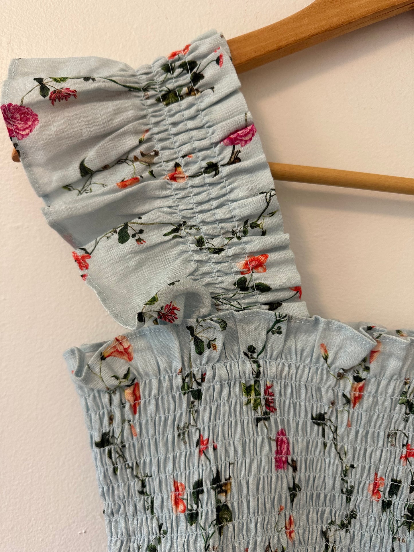 Hill House "The Paz Nap Top" in Blue Floral Linen - Size XS