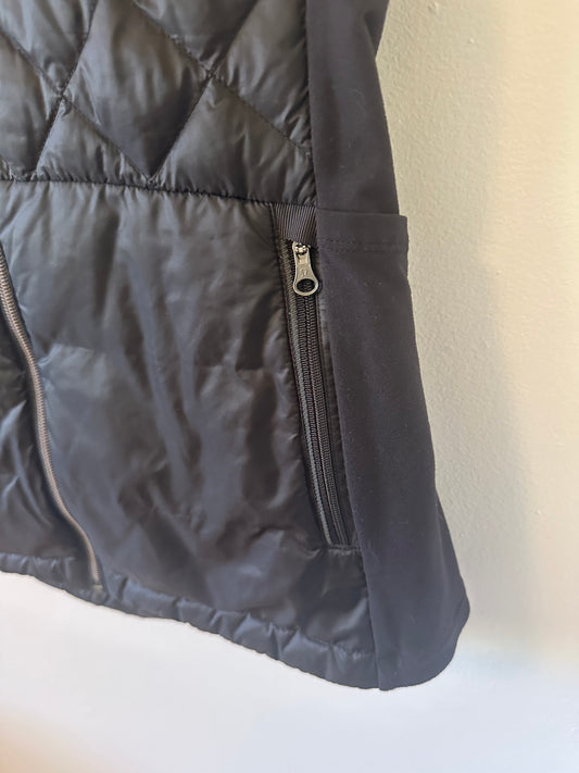 Lululemon Down For a Run Quilted Vest in Black | Size 8