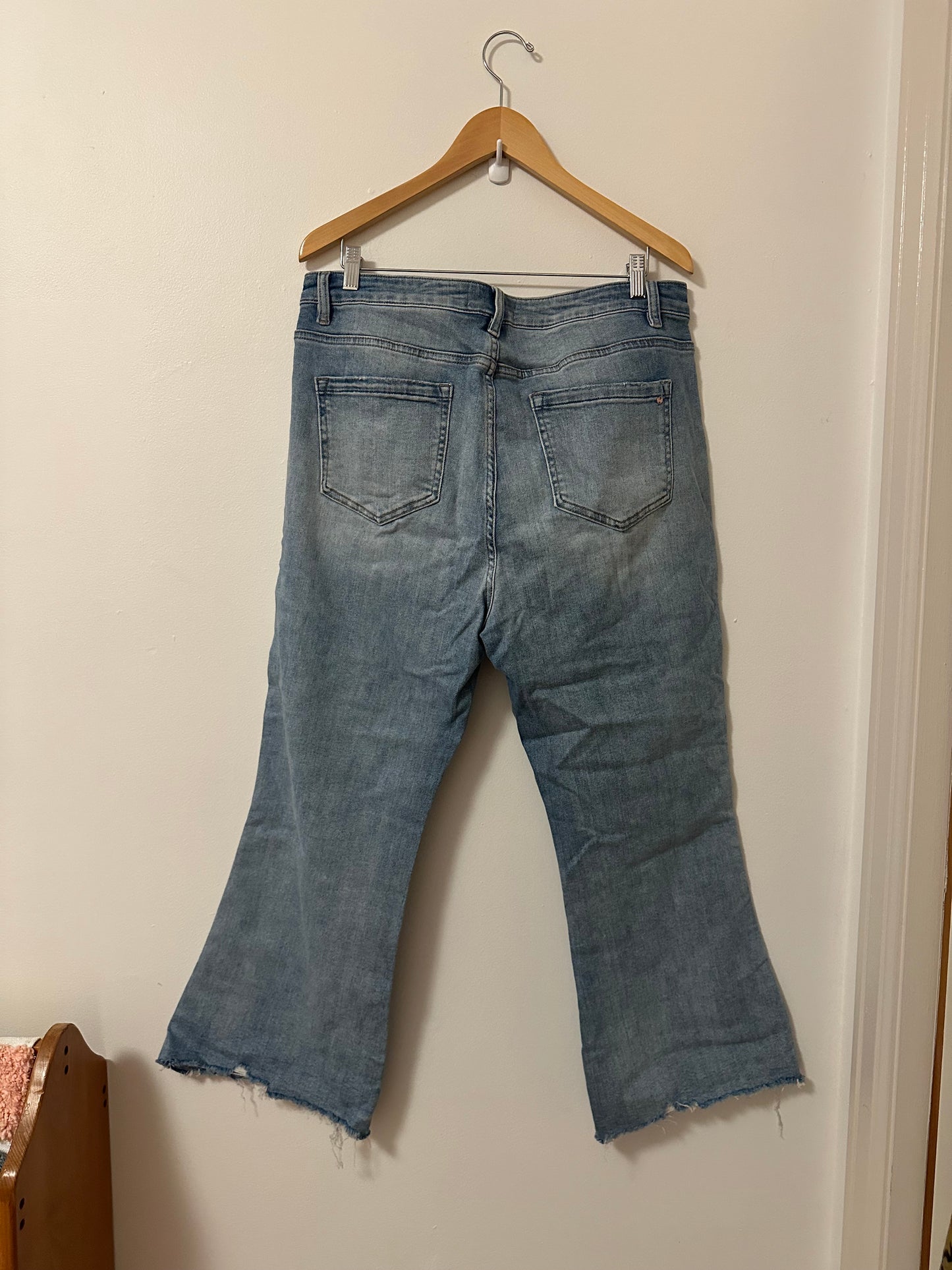 Mica High Rise Light Wash Uneven Hem Cropped Flare Jeans | Size 14