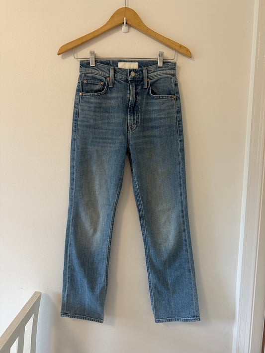 MOTHER High Waisted Rider Ankle Jeans in Salt of the Earth - Size 24