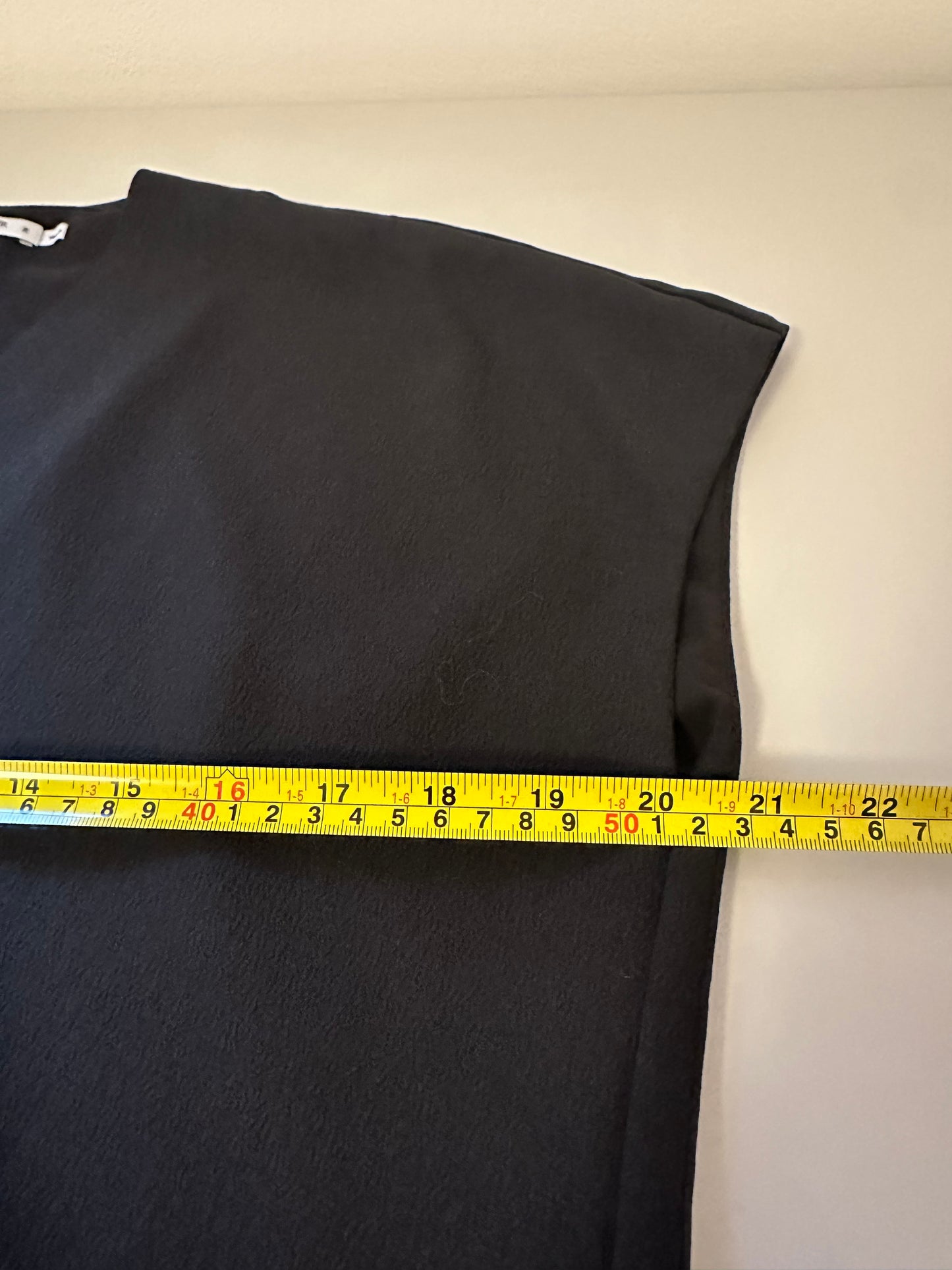 MM Lafleur The Antonia Top - Eco Soft Wave in Black | Size Medium