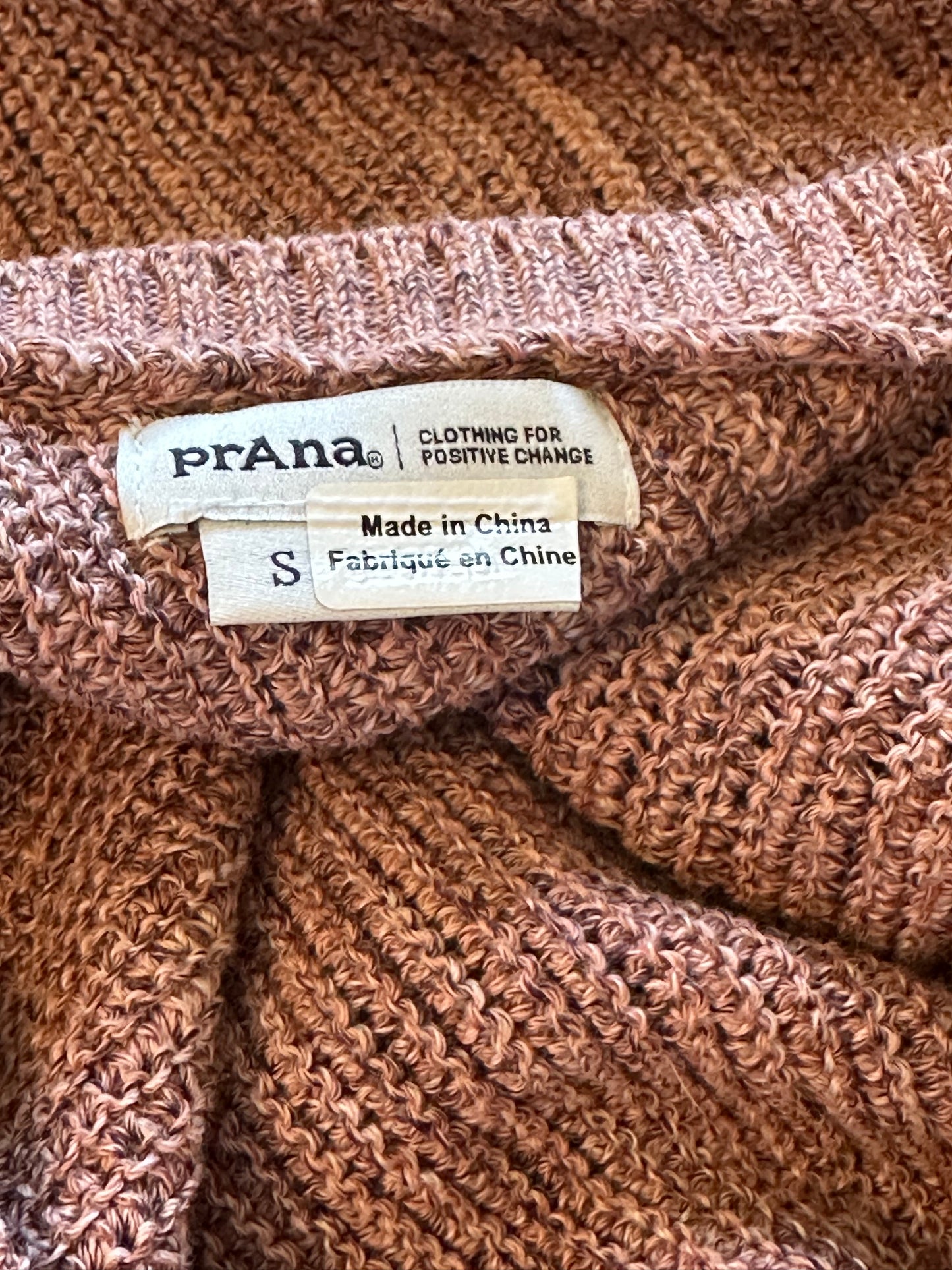 Prana V-Neck Sweater in Warm Rose | Size Small