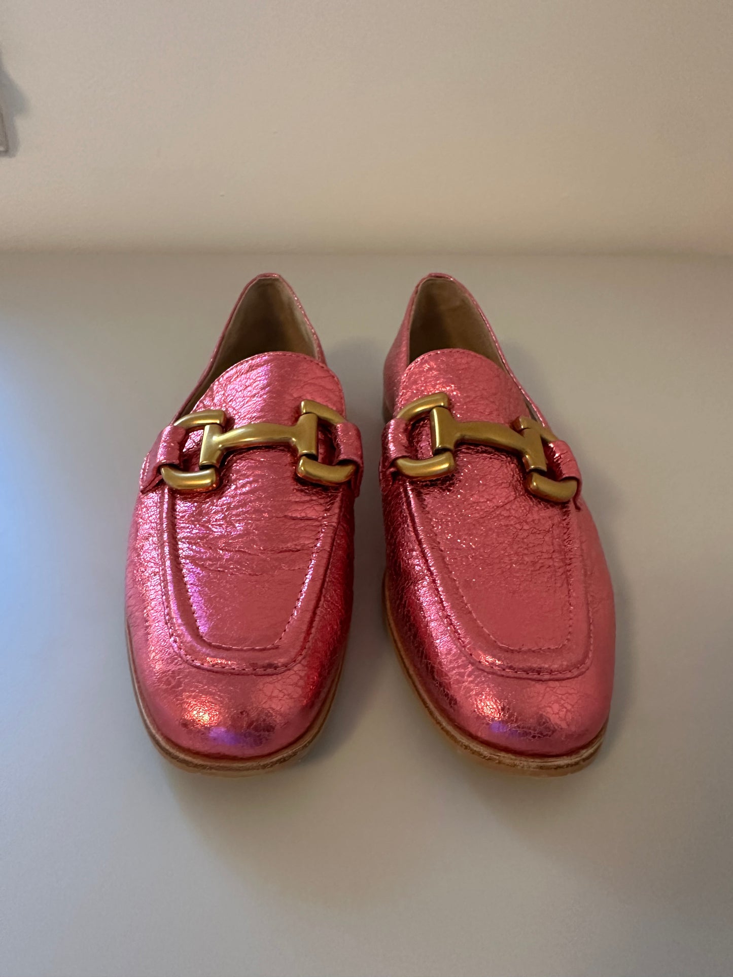 Boden Iris Snaffle Metallic Pink Loafers with Gold Detail | Size 39