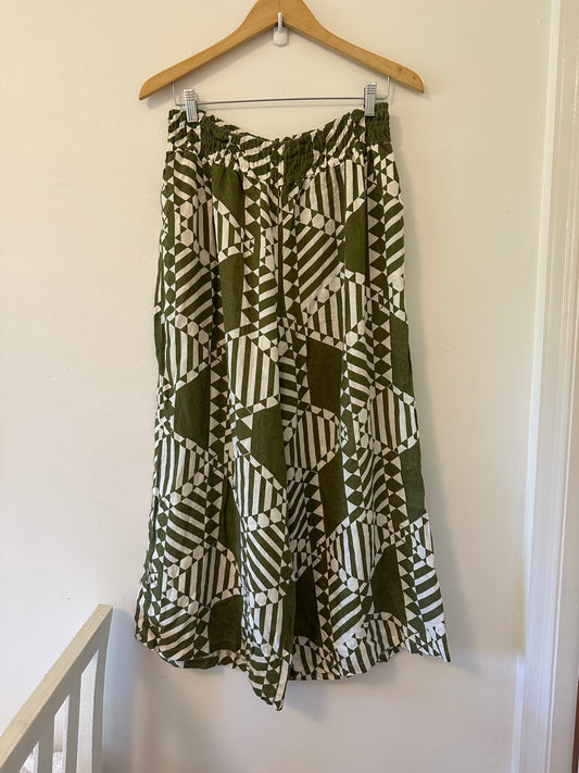 Anthropologie The Somerset Wide Leg Linen Pants in Green and White - Medium