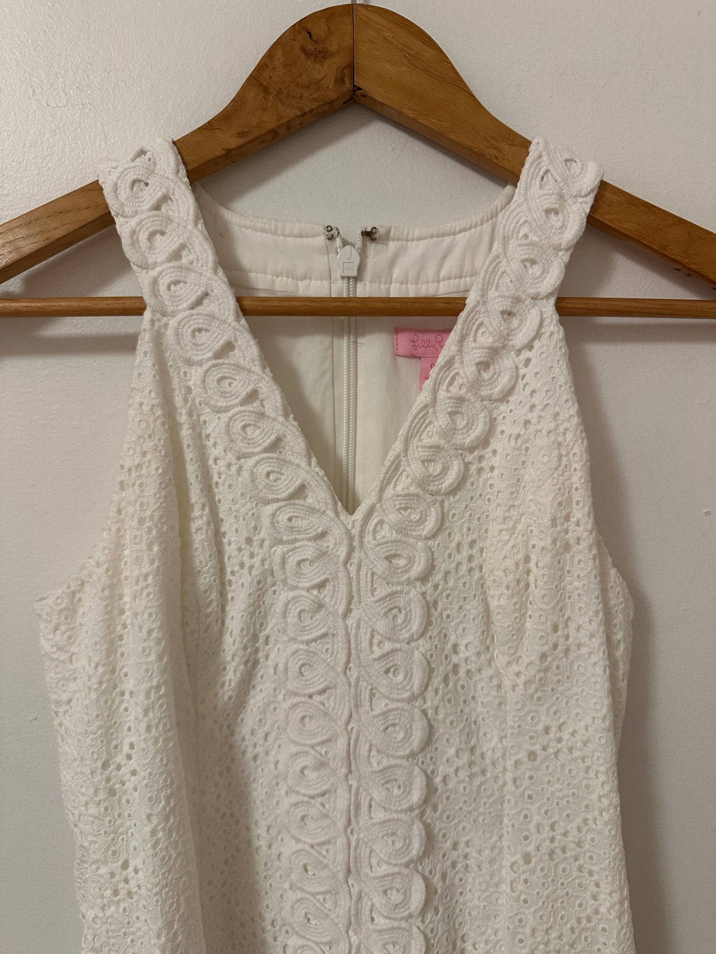 Lilly Pulitzer Women's Sleeveless White Lace V-Neck Dress In White | Size 00