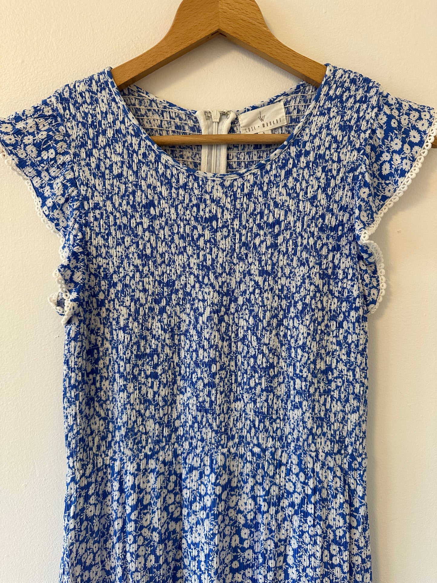Lost + Wander Pick Me Blue Floral Print Midi Dress Size Small