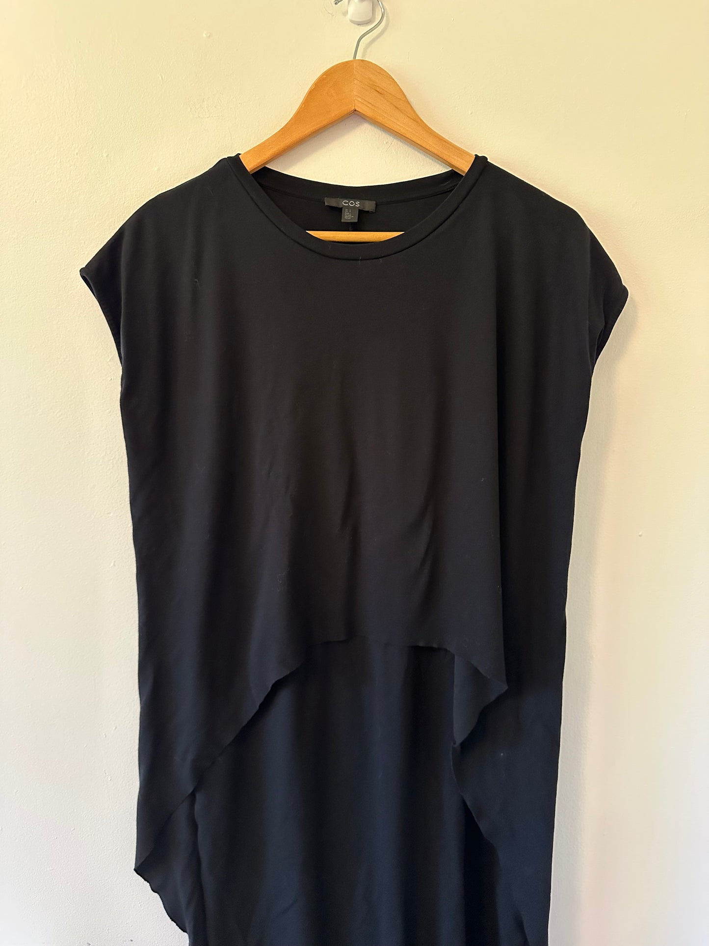 COS - Black Short Sleeve High Low Women’s Top with Raw Edges | Size Small