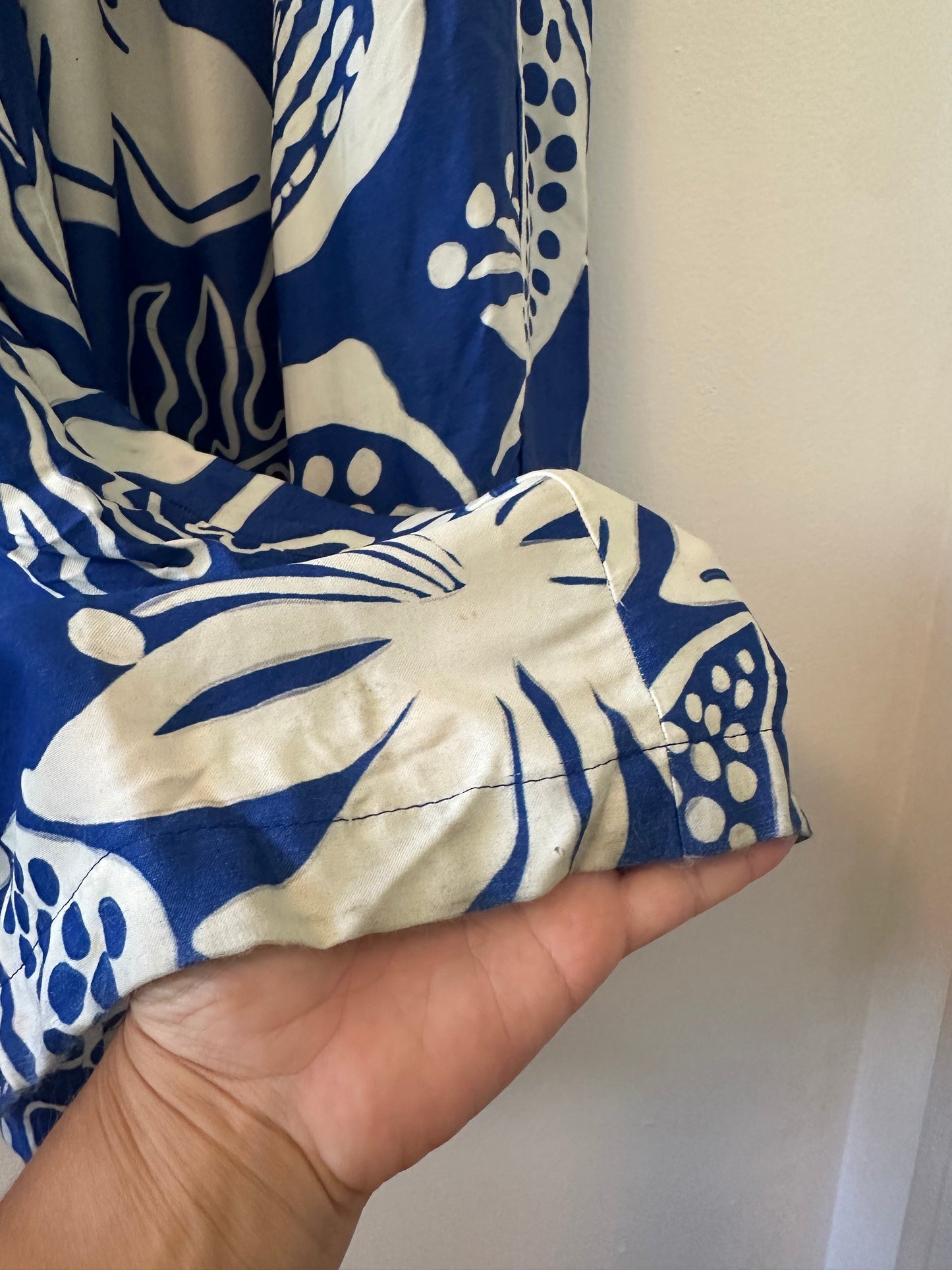 FARM Rio x Anthropologie Tropical Satin Wide Leg Pants in Blue Motif - Size Large