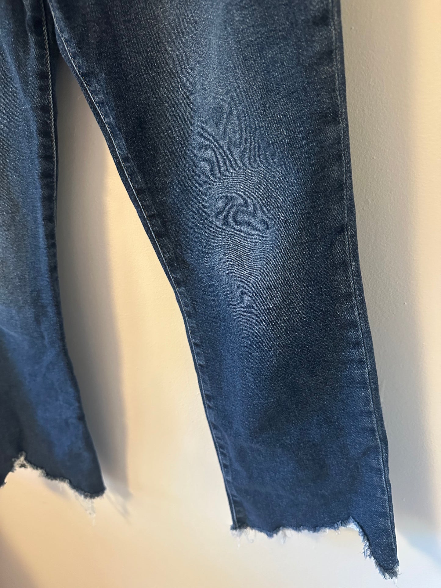 7 For All Mankind High Waist Slim Kick Jeans in Deep Soul | Size 30