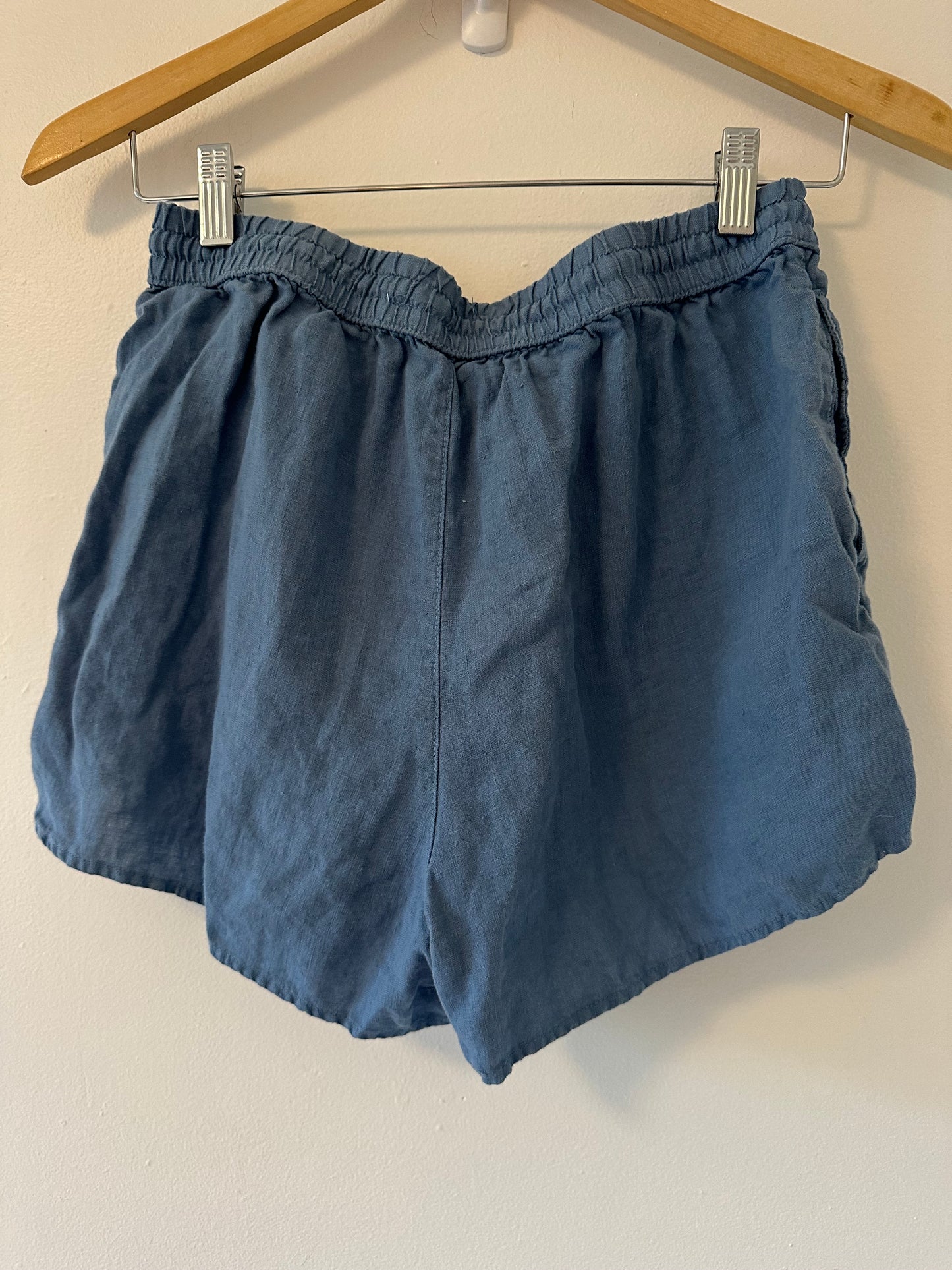 C&C California Blue Linen Shorts Size Medium